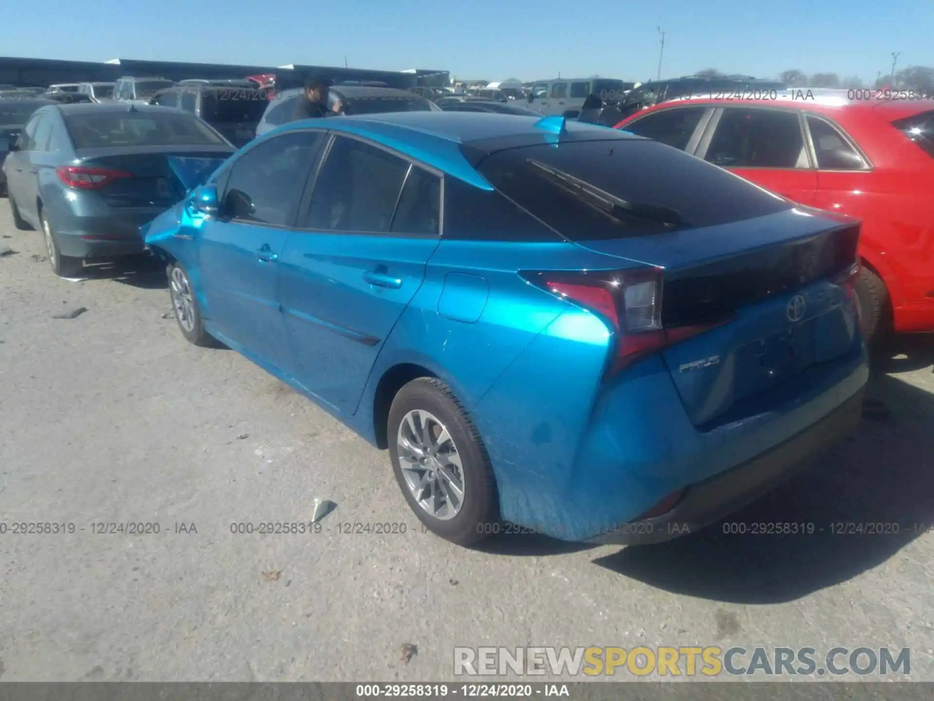 3 Фотография поврежденного автомобиля JTDKARFU3L3120656 TOYOTA PRIUS 2020