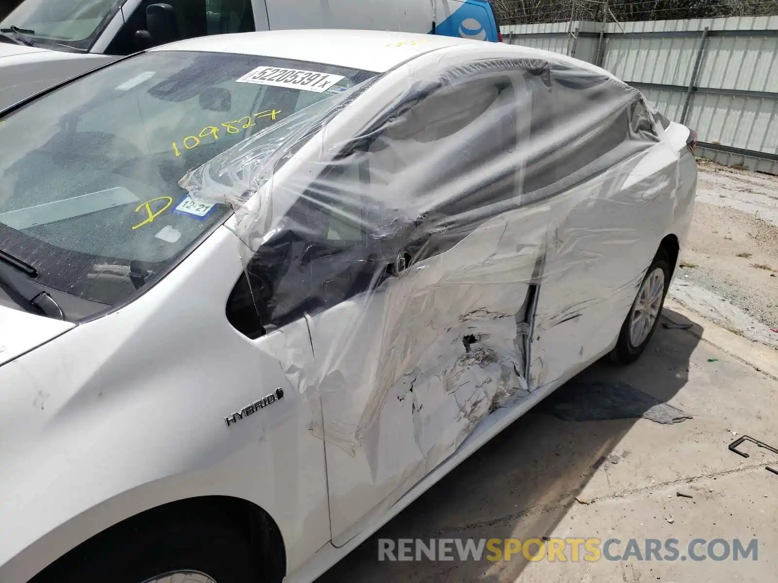 9 Photograph of a damaged car JTDKARFU4L3109827 TOYOTA PRIUS 2020