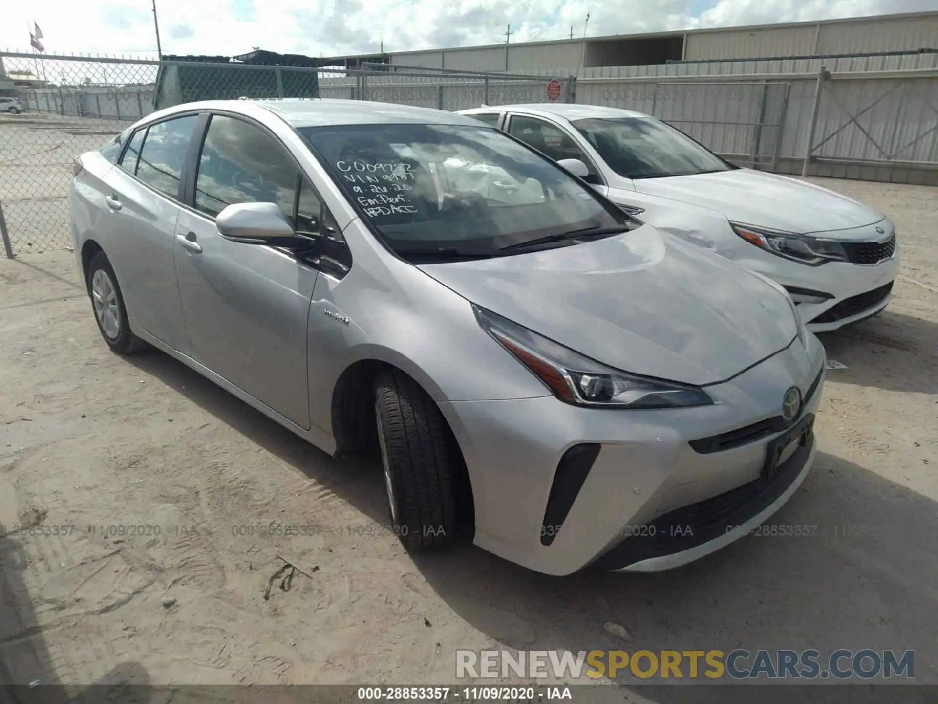 1 Фотография поврежденного автомобиля JTDKARFU4L3109987 TOYOTA PRIUS 2020