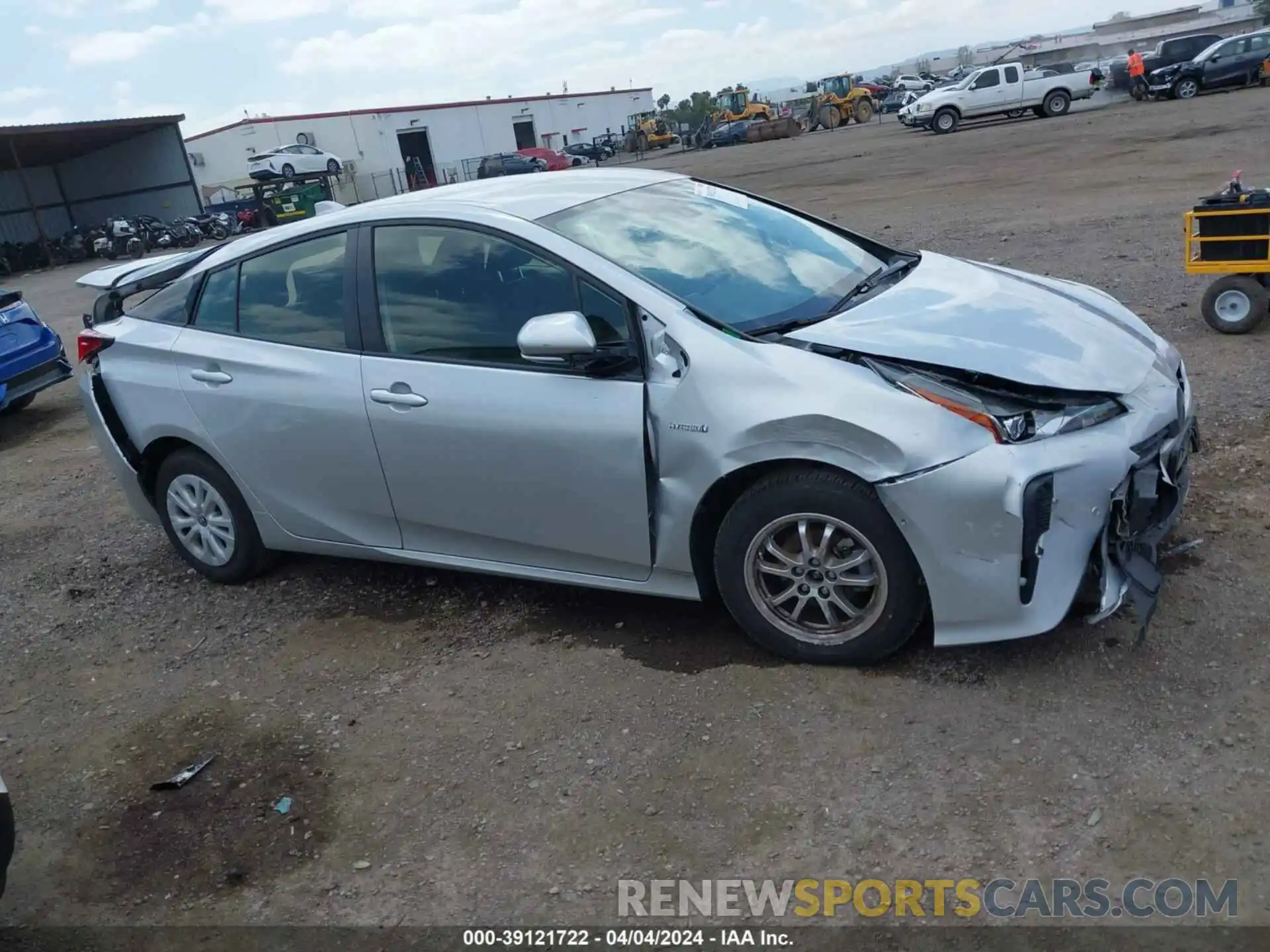 13 Фотография поврежденного автомобиля JTDKARFU4L3113862 TOYOTA PRIUS 2020