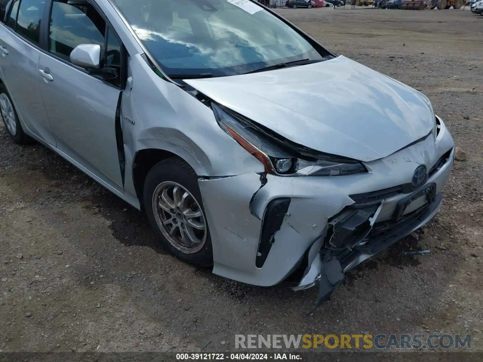 6 Photograph of a damaged car JTDKARFU4L3113862 TOYOTA PRIUS 2020