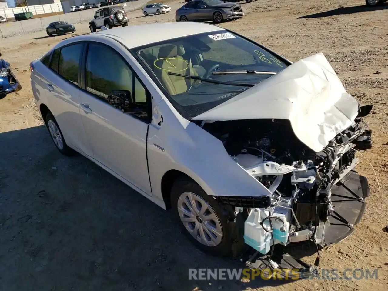 1 Photograph of a damaged car JTDKARFU4L3115420 TOYOTA PRIUS 2020