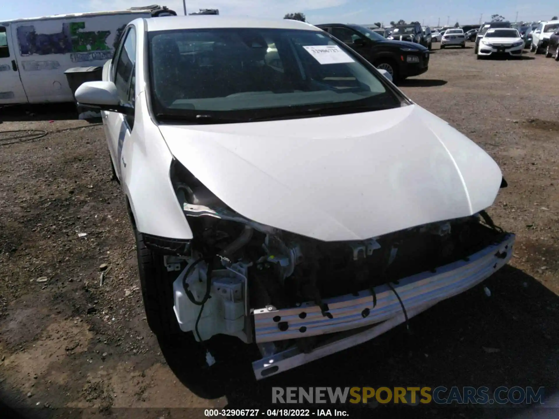 6 Photograph of a damaged car JTDKARFU4L3122531 TOYOTA PRIUS 2020