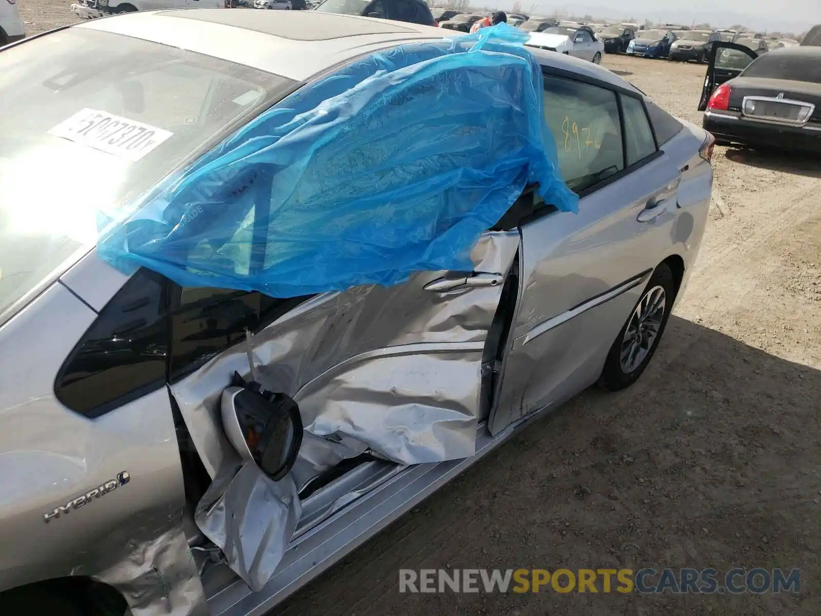 9 Photograph of a damaged car JTDKARFU4L3122562 TOYOTA PRIUS 2020