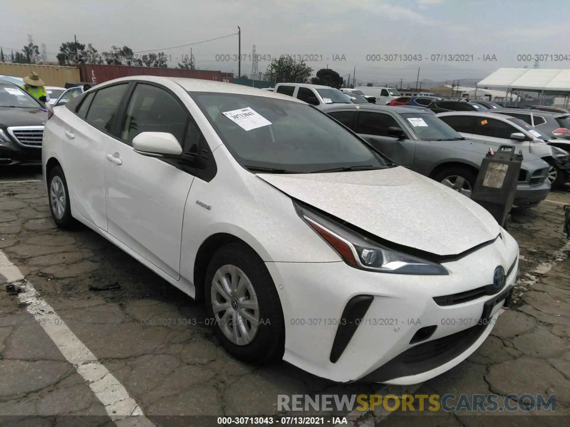 1 Photograph of a damaged car JTDKARFU4L3124537 TOYOTA PRIUS 2020