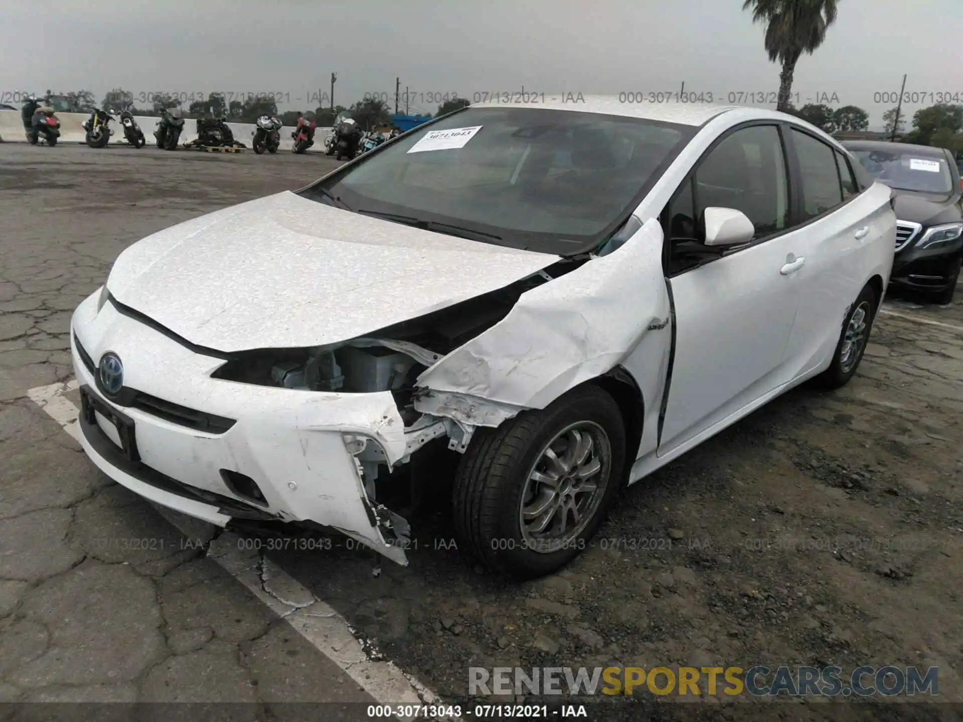 2 Photograph of a damaged car JTDKARFU4L3124537 TOYOTA PRIUS 2020