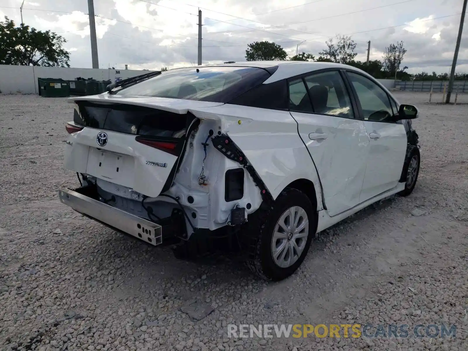 4 Photograph of a damaged car JTDKARFU4L3126224 TOYOTA PRIUS 2020