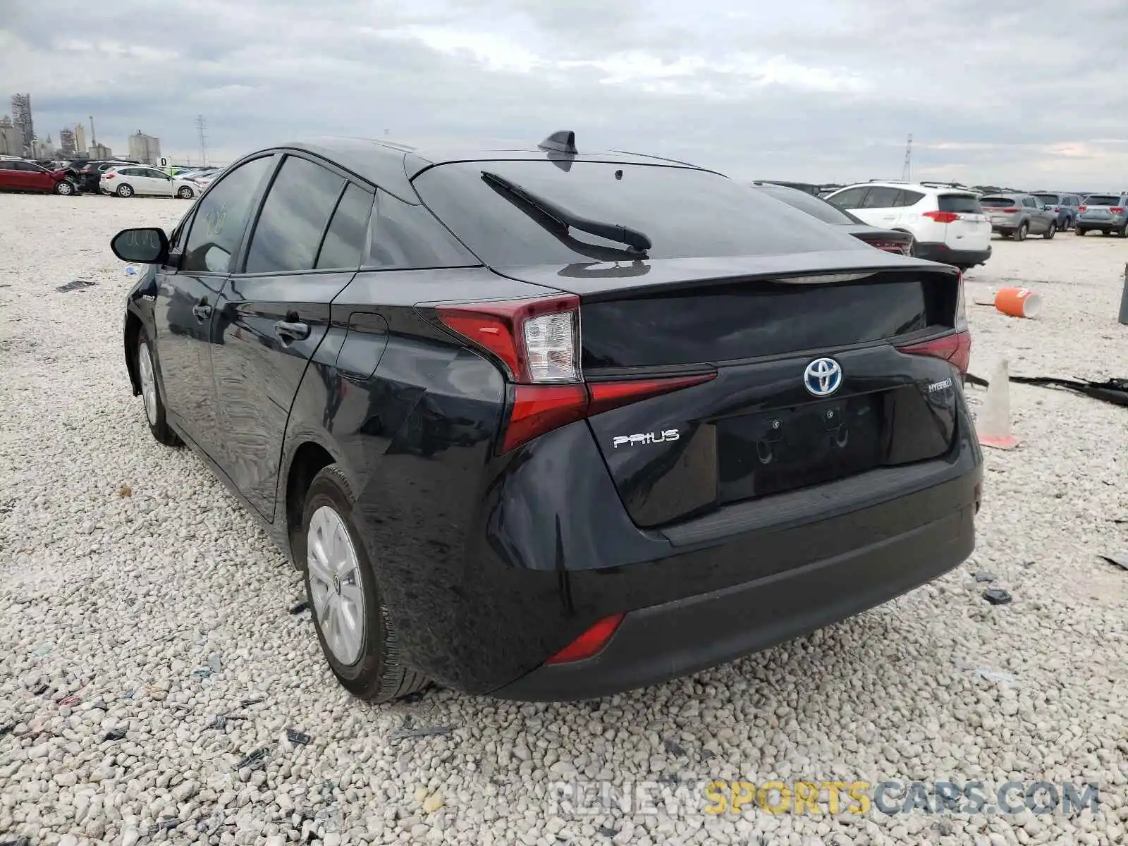 3 Фотография поврежденного автомобиля JTDKARFU5L3113319 TOYOTA PRIUS 2020