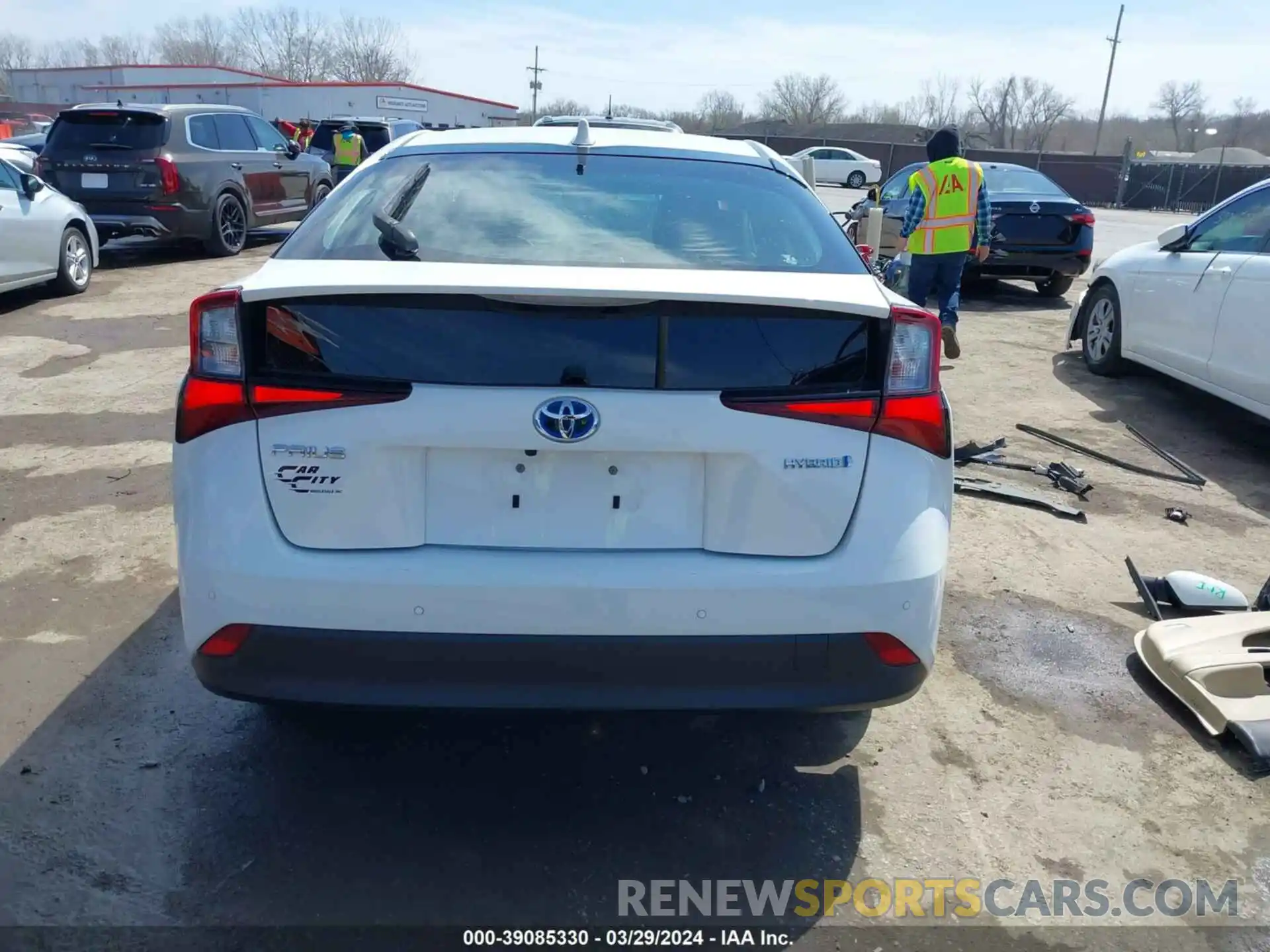 16 Photograph of a damaged car JTDKARFU5L3114695 TOYOTA PRIUS 2020