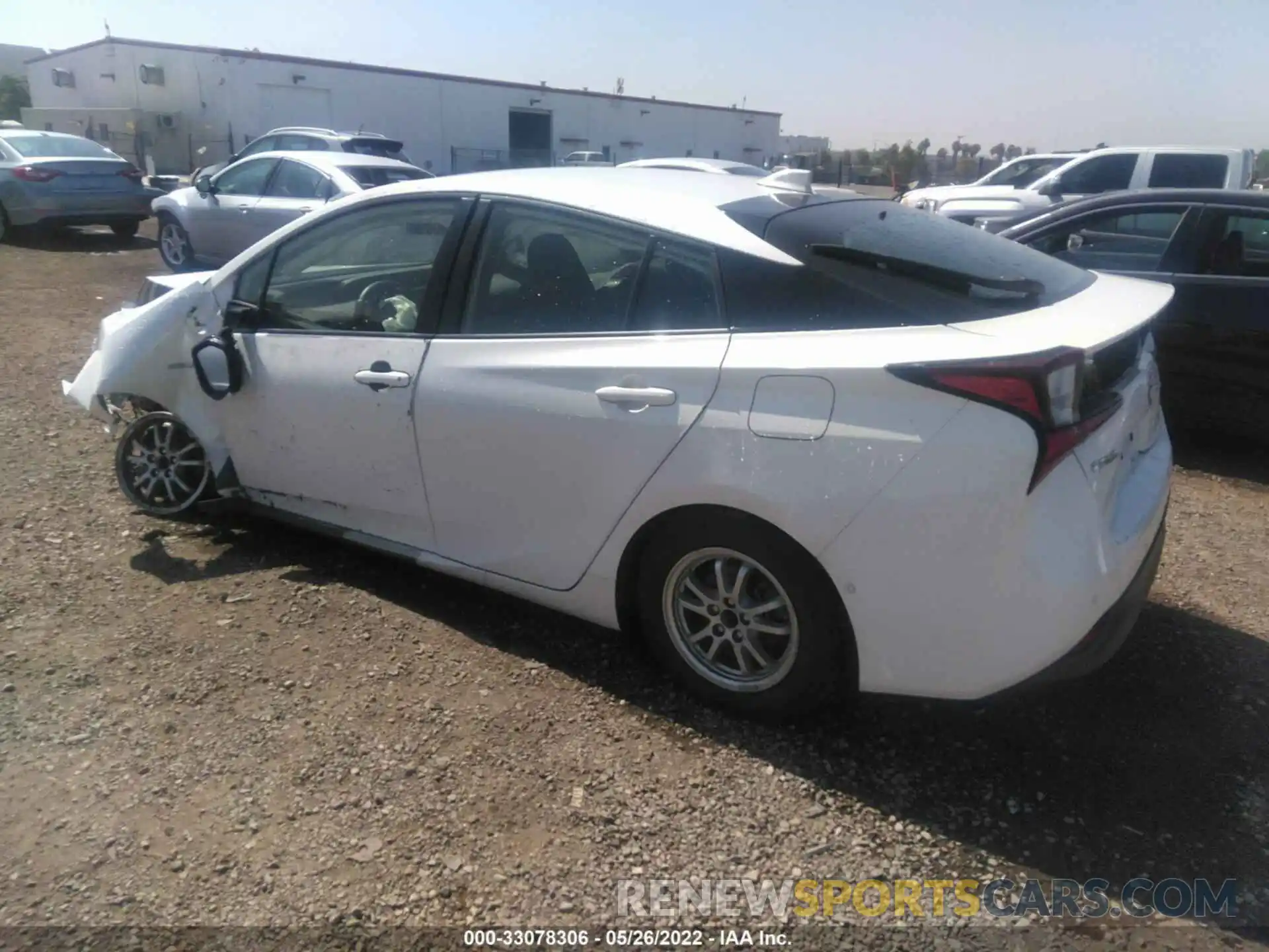 3 Фотография поврежденного автомобиля JTDKARFU5L3117340 TOYOTA PRIUS 2020