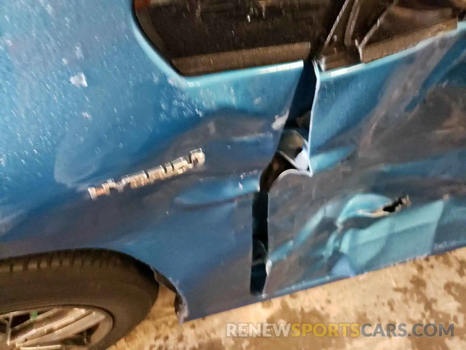 10 Photograph of a damaged car JTDKARFU6L3104564 TOYOTA PRIUS 2020