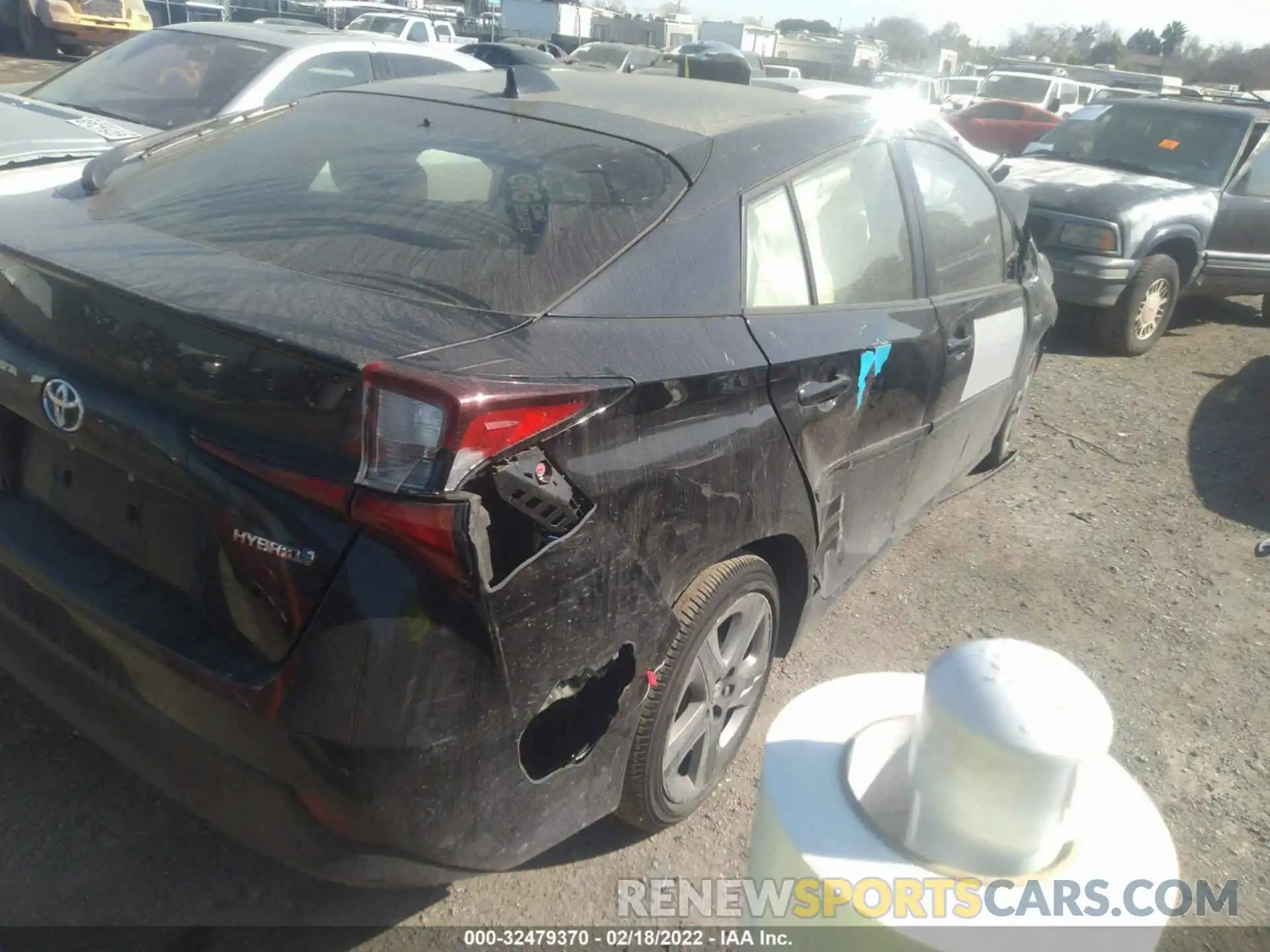 4 Photograph of a damaged car JTDKARFU6L3112258 TOYOTA PRIUS 2020