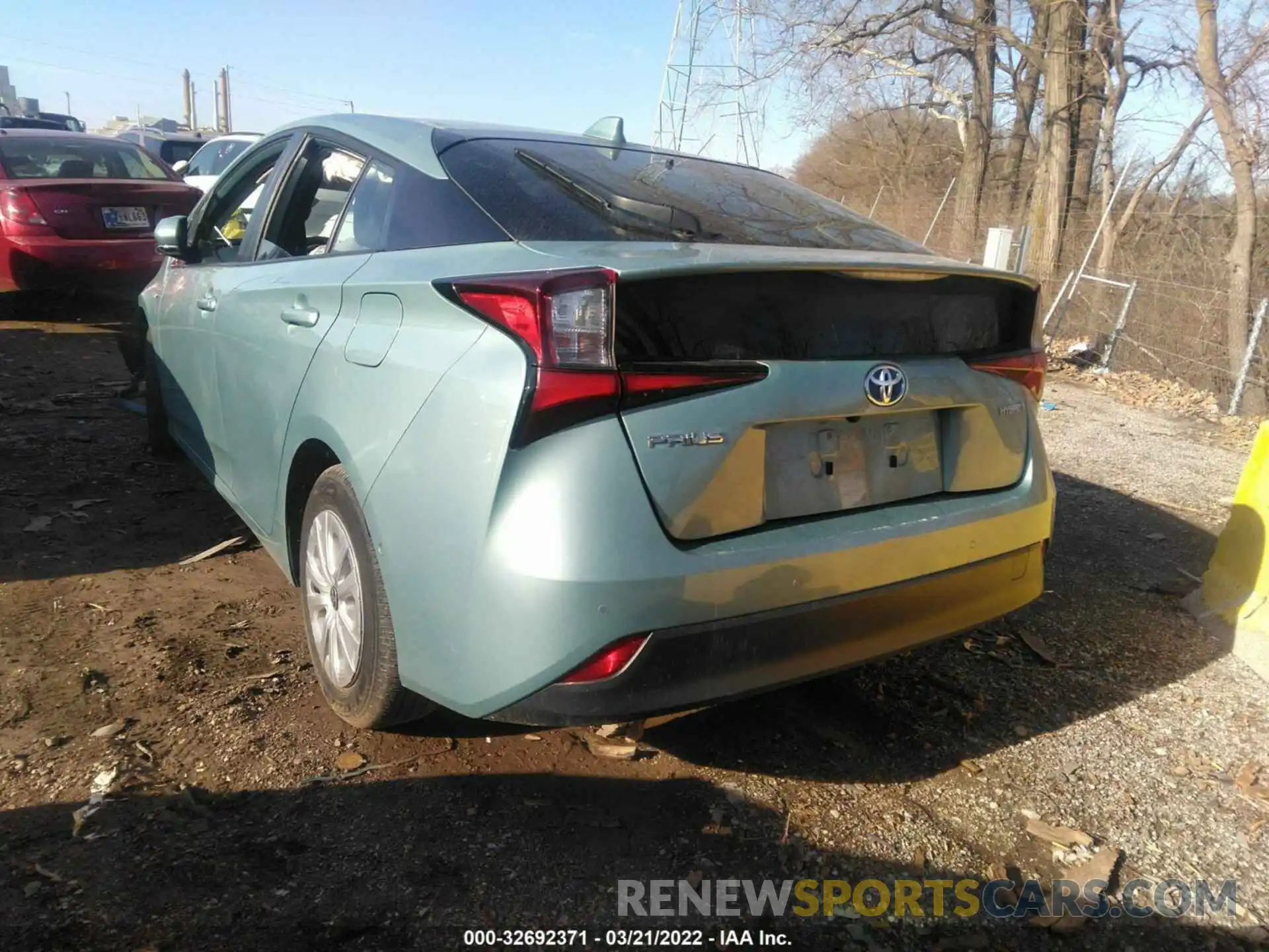 3 Фотография поврежденного автомобиля JTDKARFU6L3114964 TOYOTA PRIUS 2020