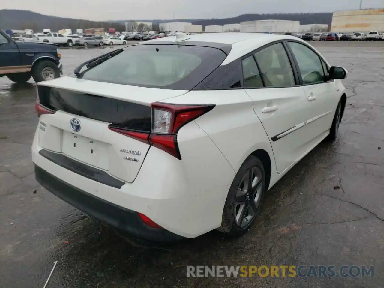 4 Photograph of a damaged car JTDKARFU7L3102807 TOYOTA PRIUS 2020