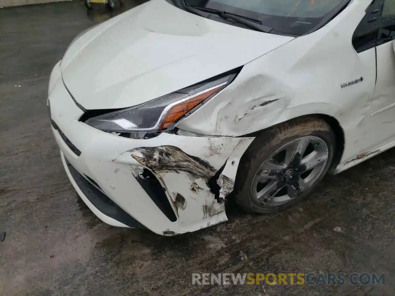 9 Photograph of a damaged car JTDKARFU7L3102807 TOYOTA PRIUS 2020