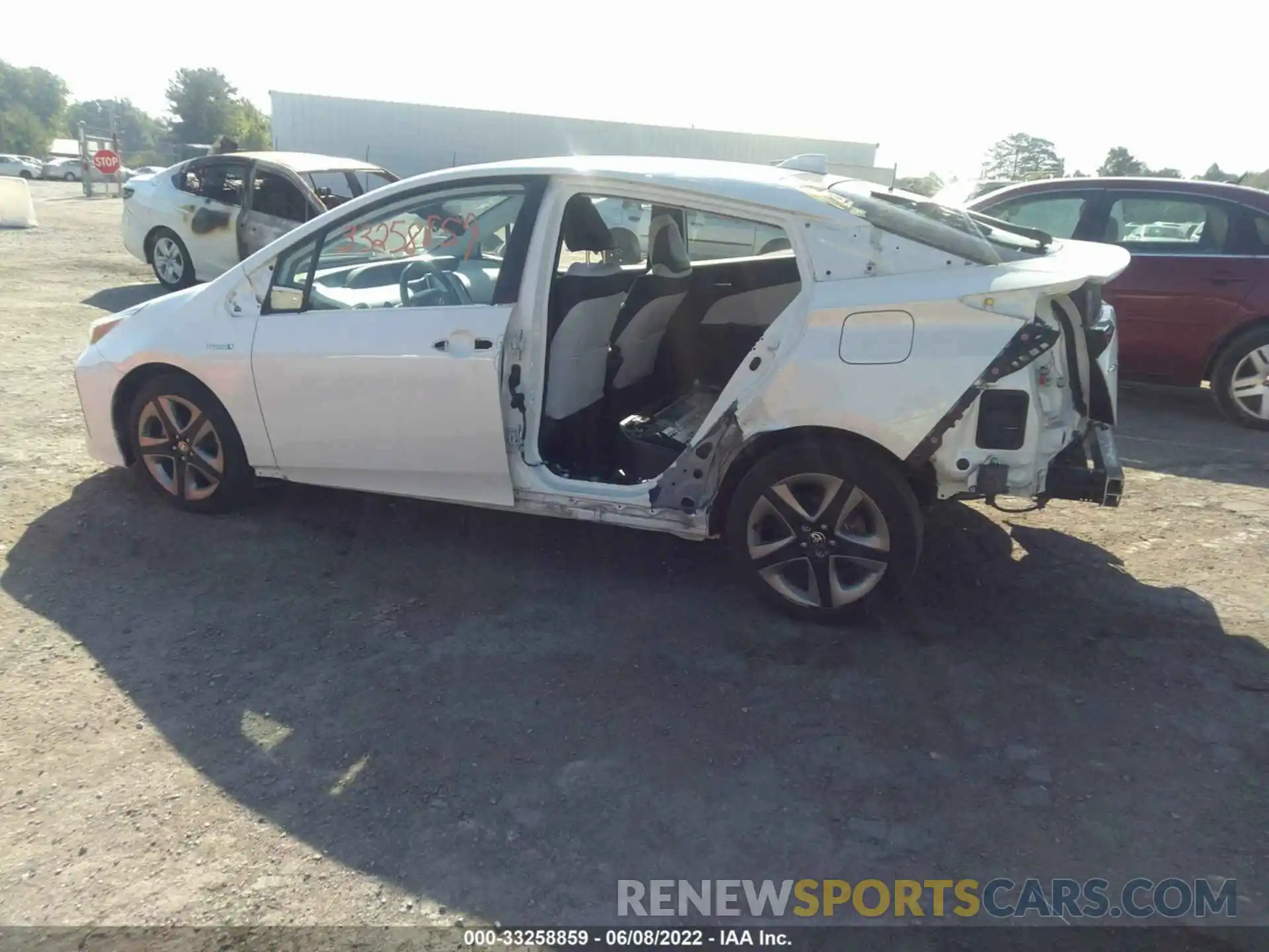 6 Photograph of a damaged car JTDKARFU7L3108123 TOYOTA PRIUS 2020