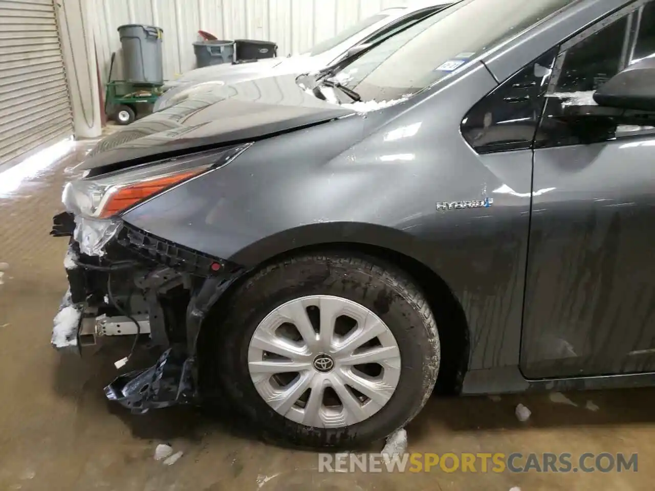 9 Photograph of a damaged car JTDKARFU7L3109904 TOYOTA PRIUS 2020