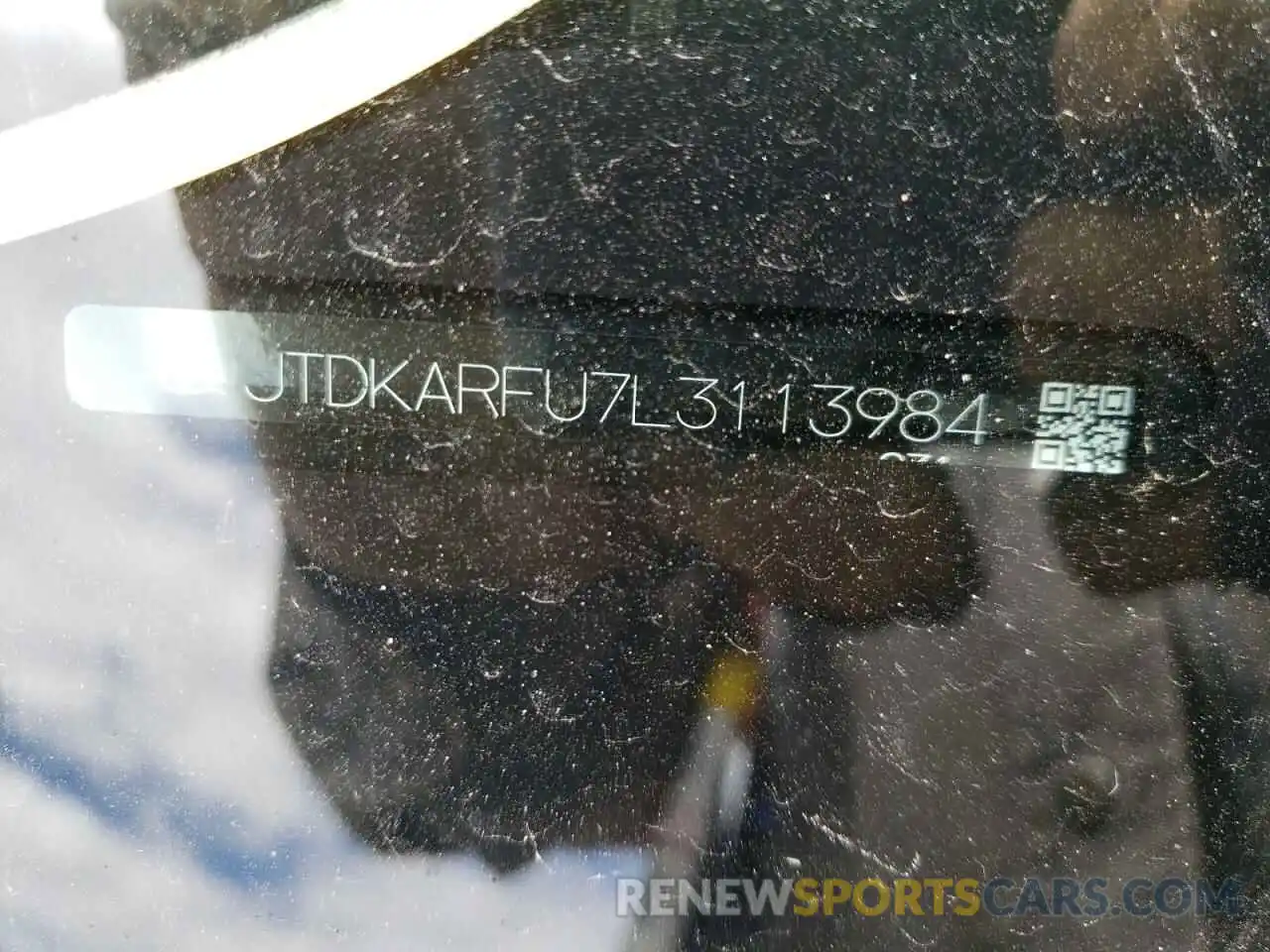 10 Photograph of a damaged car JTDKARFU7L3113984 TOYOTA PRIUS 2020