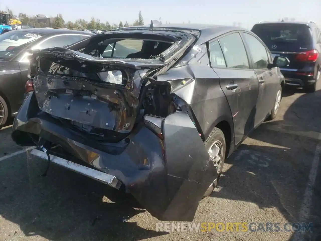 4 Photograph of a damaged car JTDKARFU8L3105330 TOYOTA PRIUS 2020