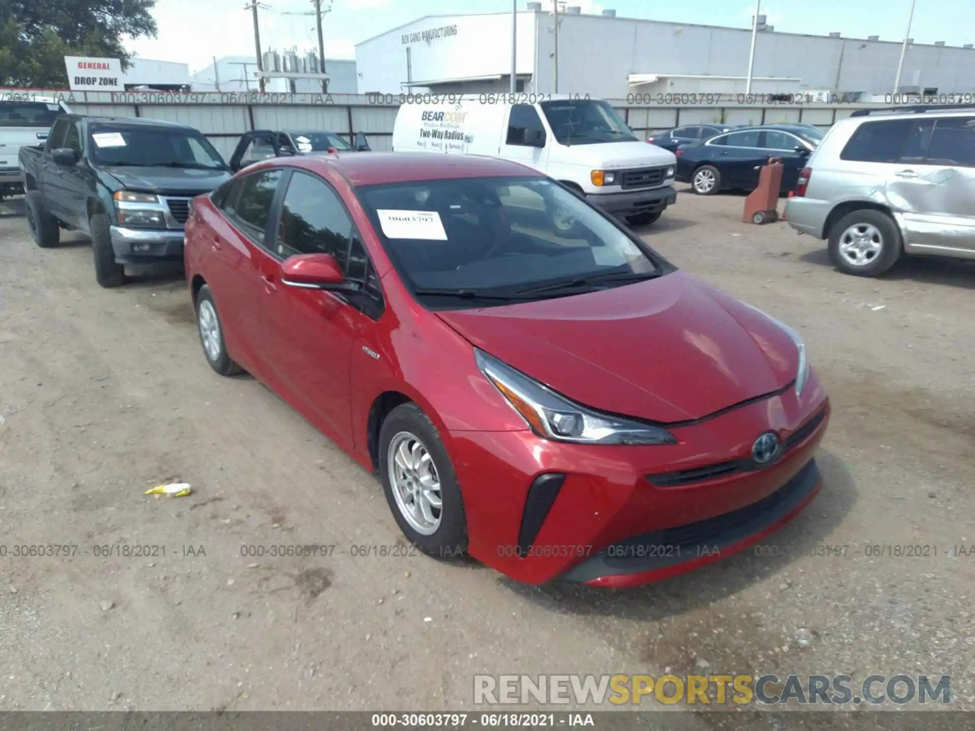 1 Photograph of a damaged car JTDKARFU8L3114836 TOYOTA PRIUS 2020