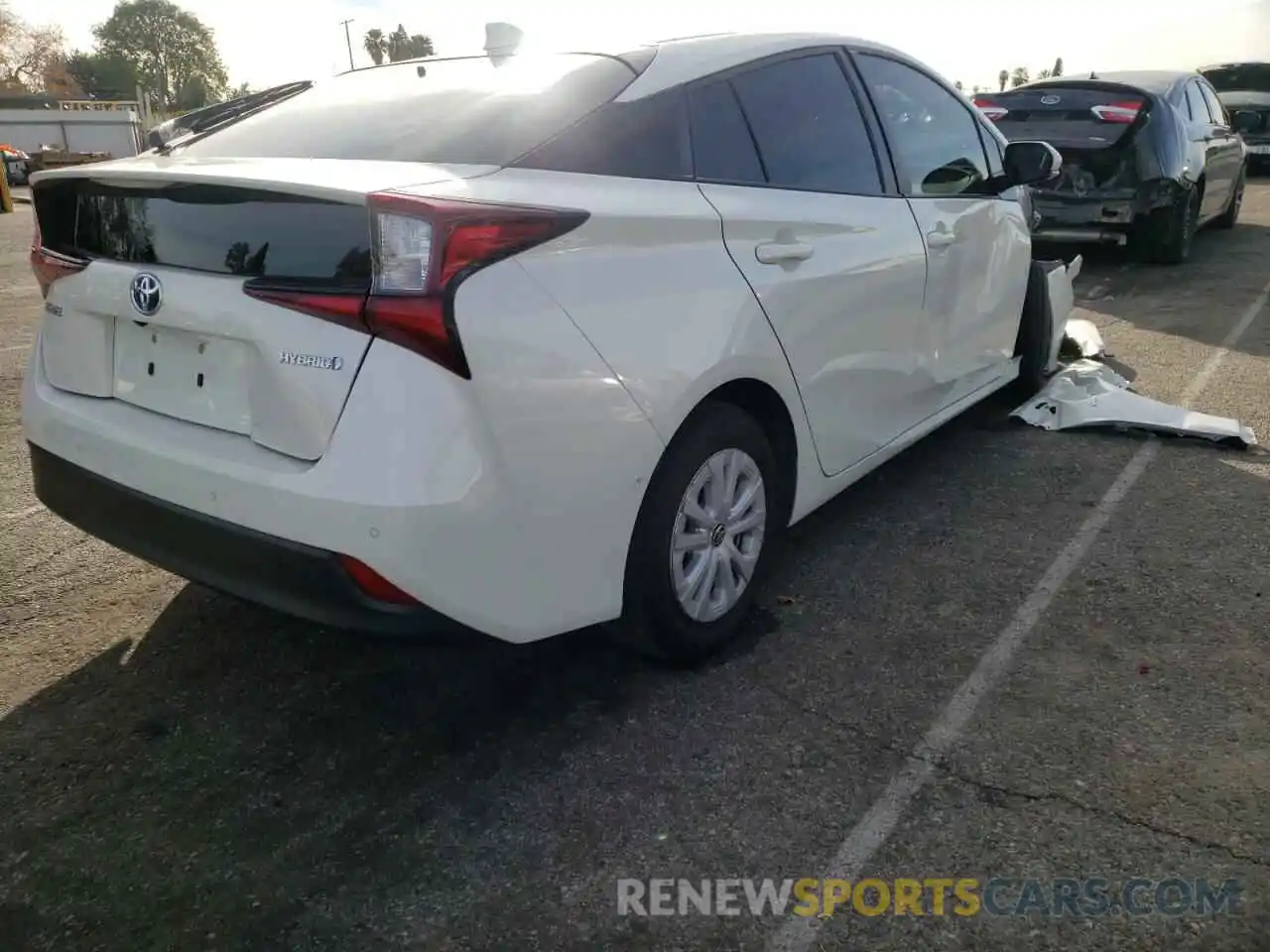 4 Photograph of a damaged car JTDKARFU9L3116336 TOYOTA PRIUS 2020