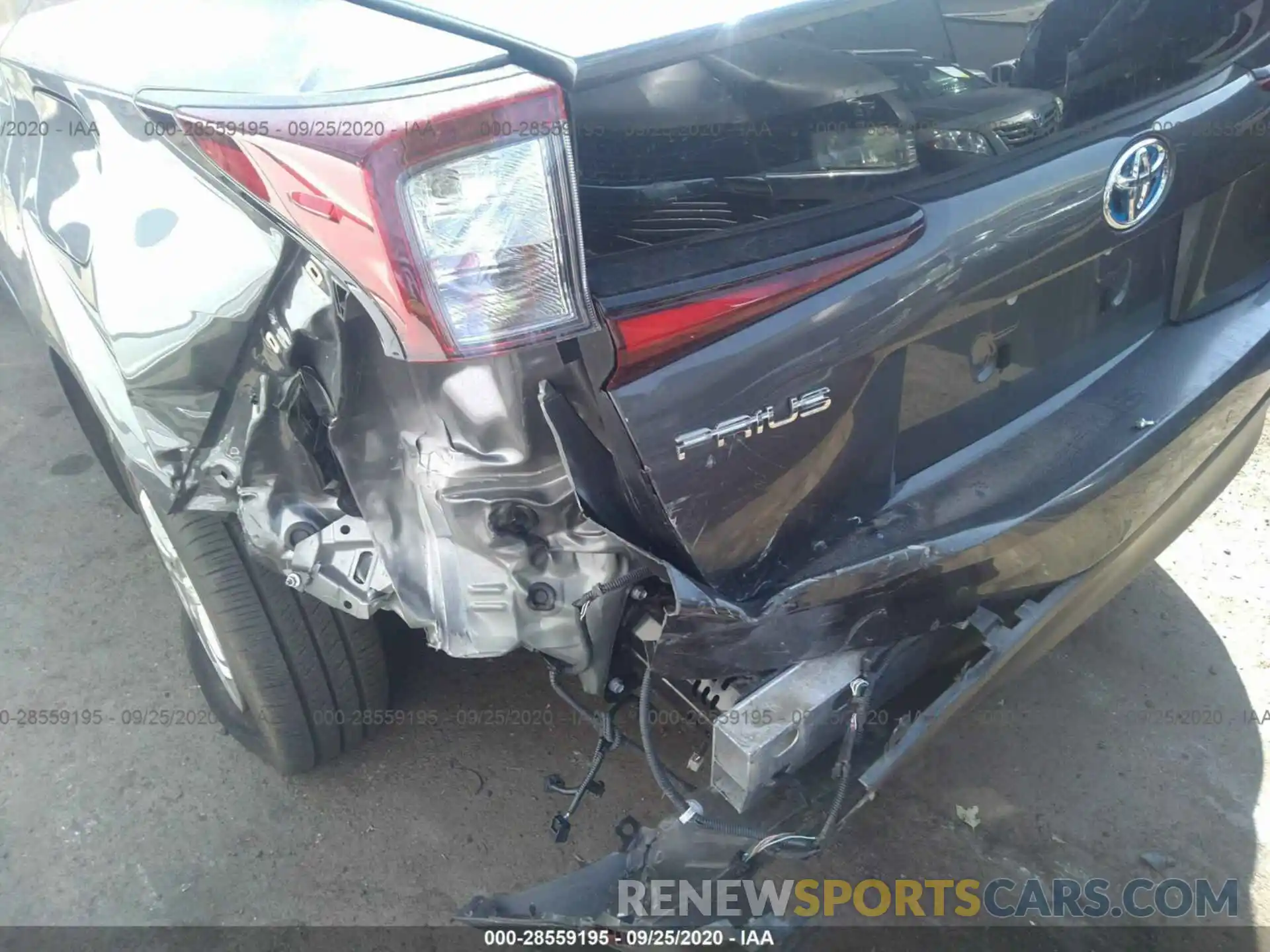 6 Фотография поврежденного автомобиля JTDKARFUXL3113185 TOYOTA PRIUS 2020