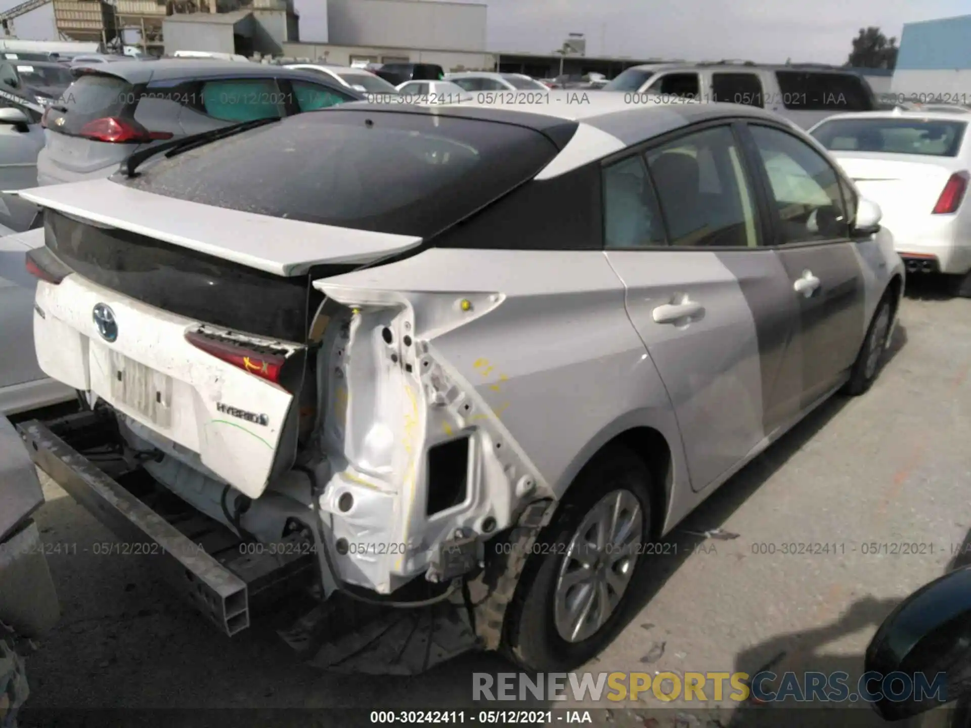 4 Фотография поврежденного автомобиля JTDKARFUXL3117270 TOYOTA PRIUS 2020