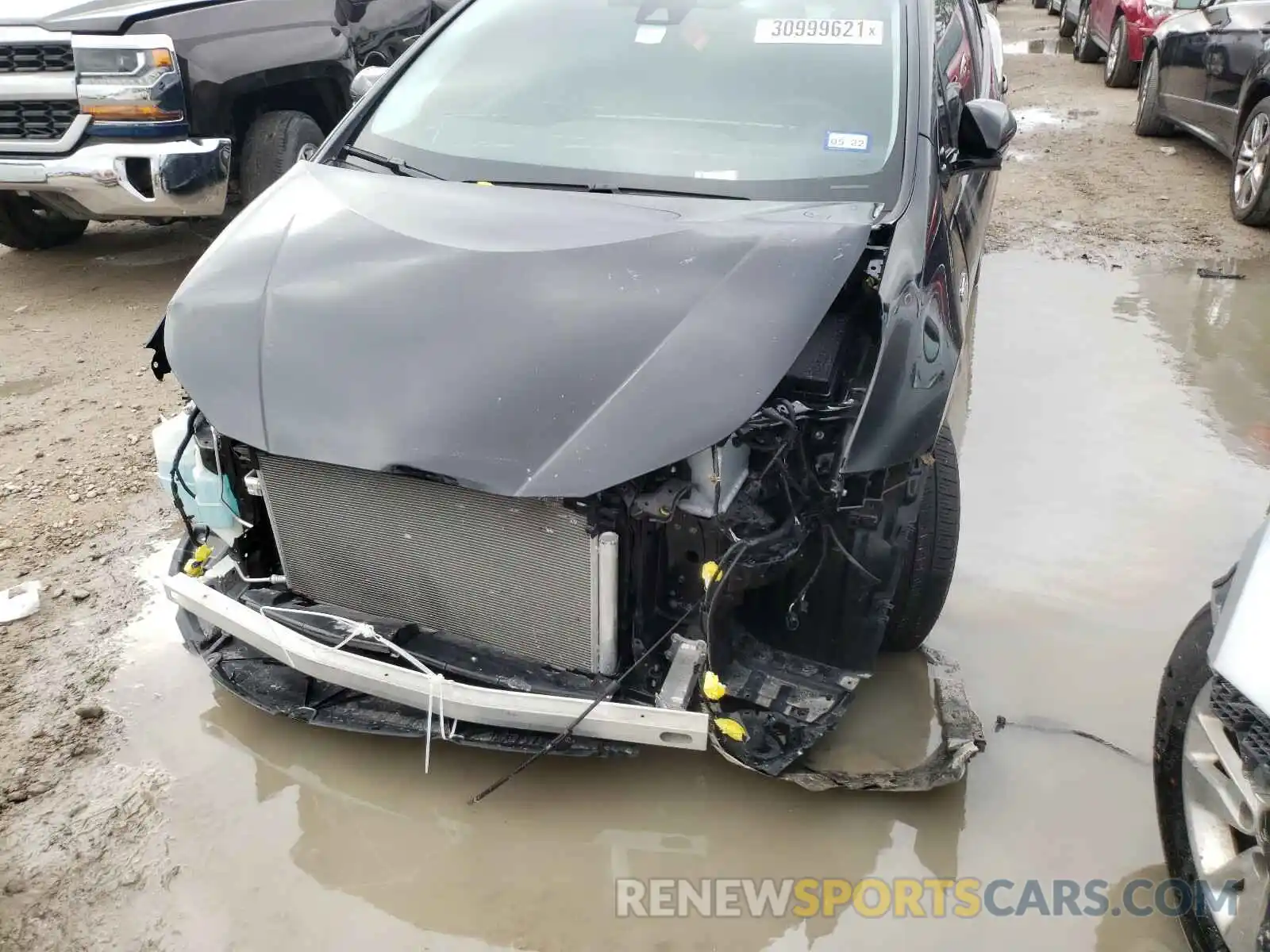 9 Фотография поврежденного автомобиля JTDKARFUXL3118452 TOYOTA PRIUS 2020