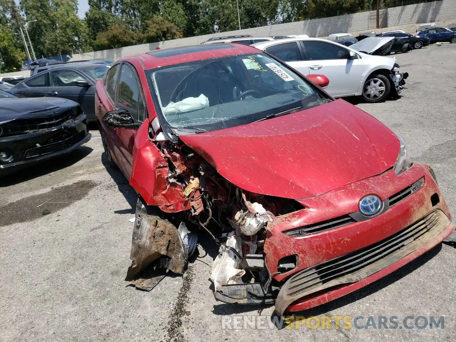 1 Photograph of a damaged car JTDKARFUXL3124297 TOYOTA PRIUS 2020