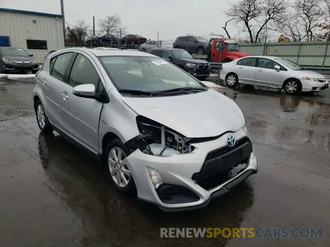 1 Photograph of a damaged car JTDKDTB3XH1591532 TOYOTA PRIUS 2020