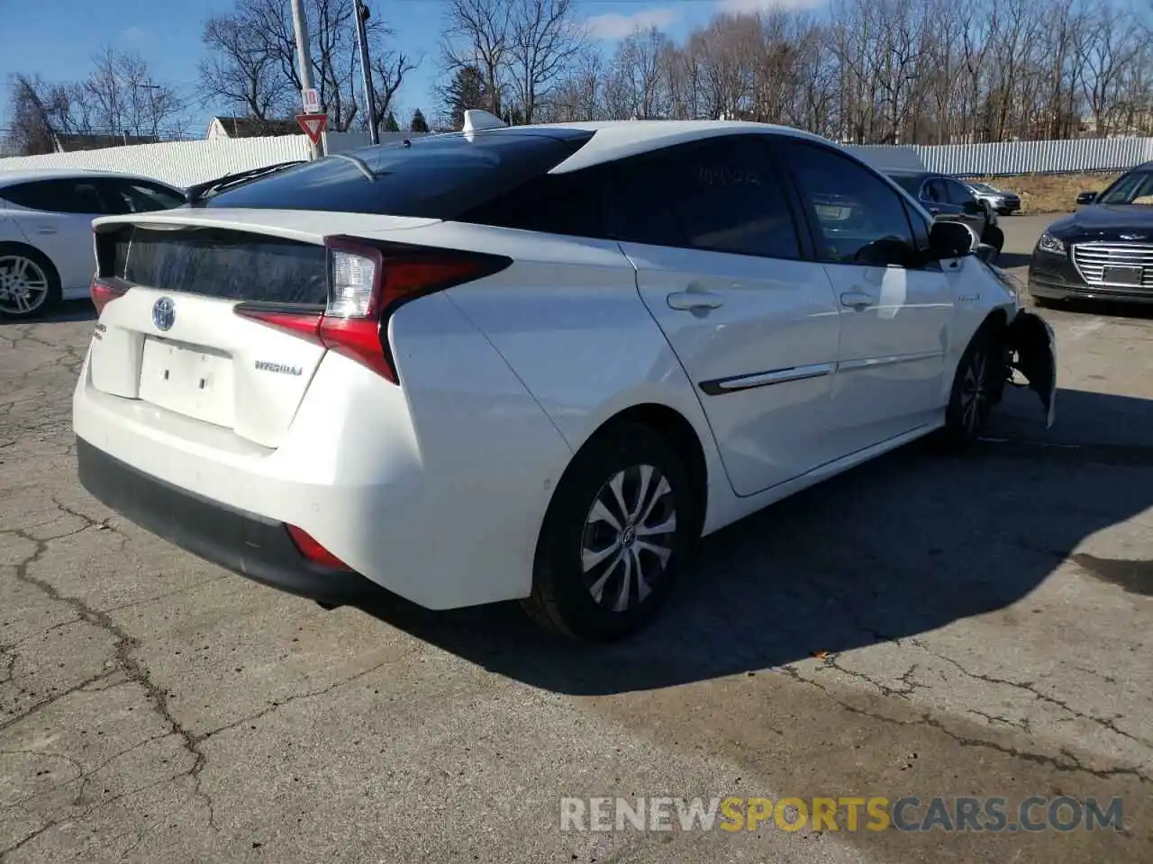 4 Photograph of a damaged car JTDL9RFU0L3022181 TOYOTA PRIUS 2020