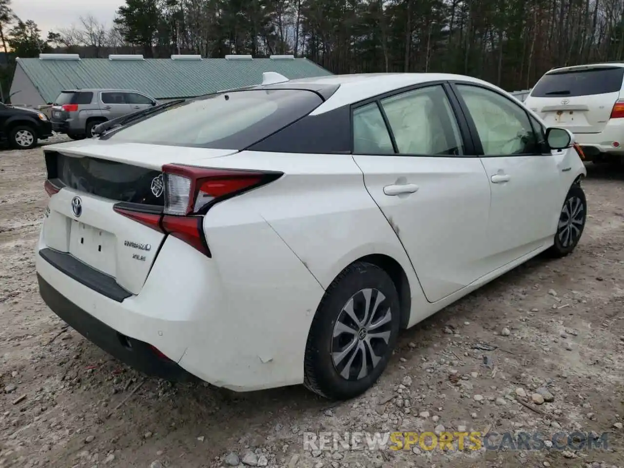 4 Photograph of a damaged car JTDL9RFU1L3013103 TOYOTA PRIUS 2020