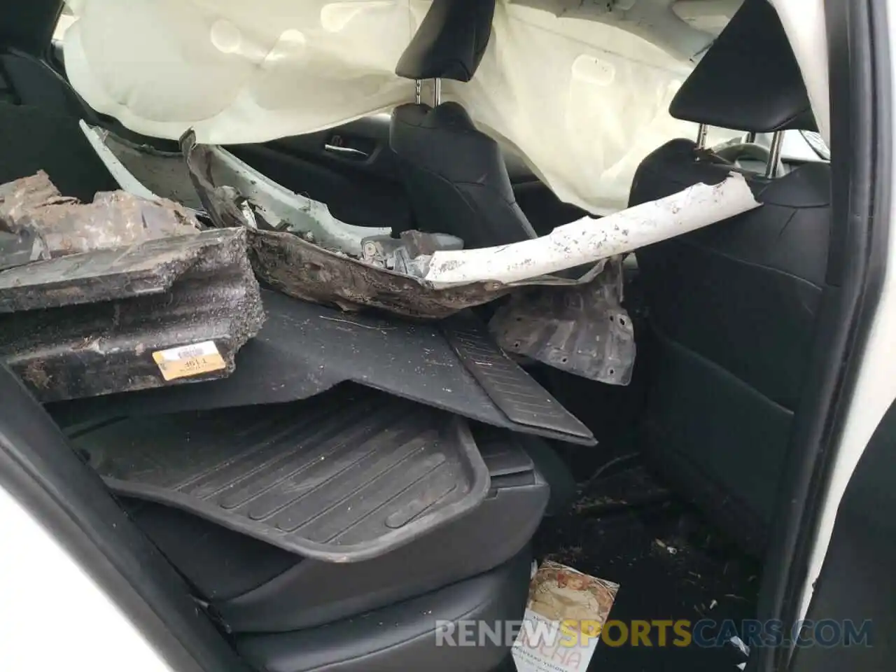 6 Photograph of a damaged car JTDL9RFU1L3013103 TOYOTA PRIUS 2020