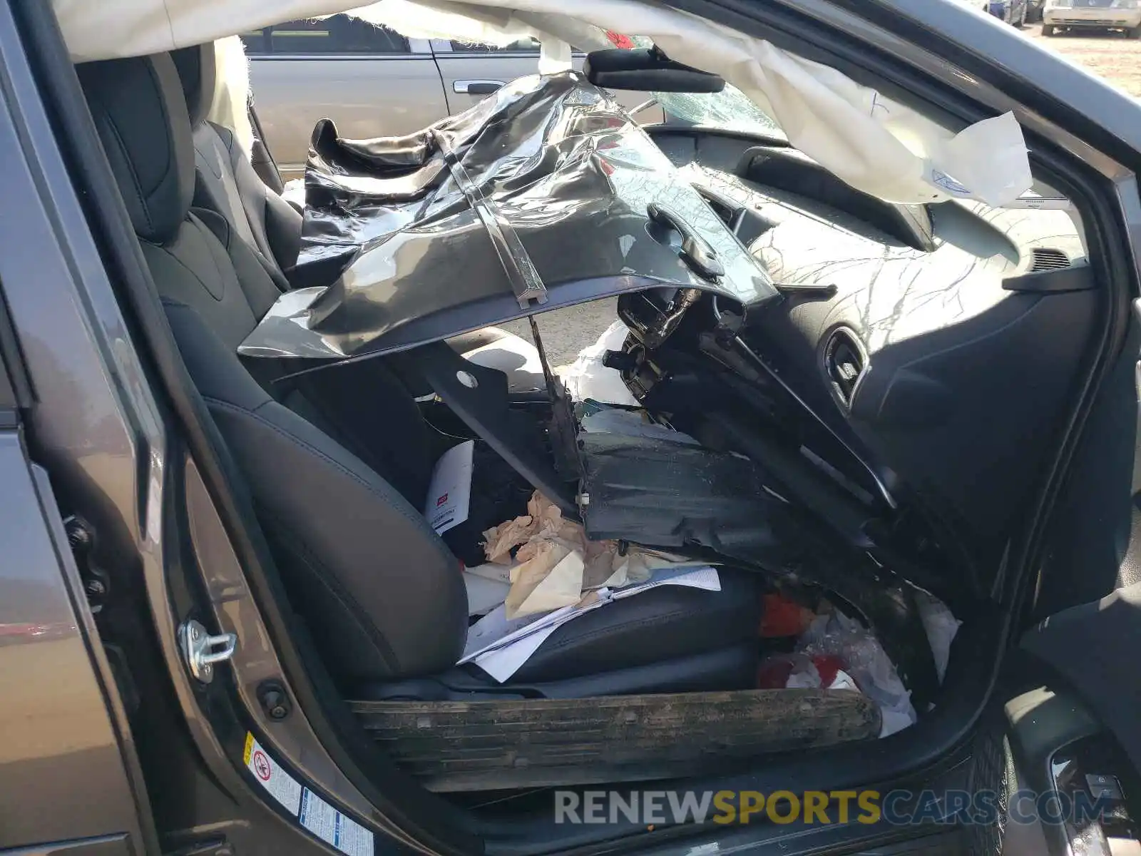 5 Photograph of a damaged car JTDL9RFU1L3013473 TOYOTA PRIUS 2020