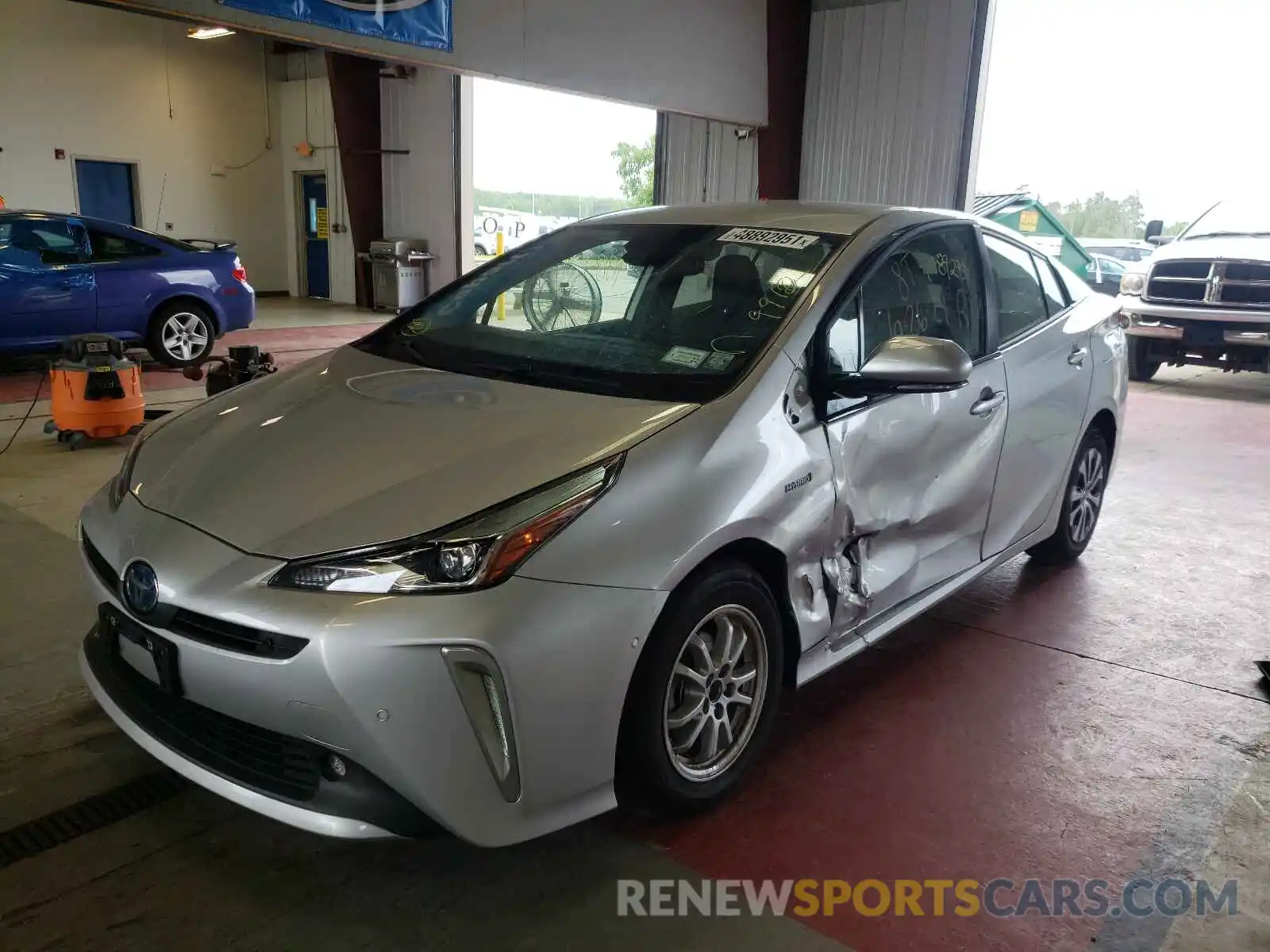 2 Photograph of a damaged car JTDL9RFU1L3015353 TOYOTA PRIUS 2020