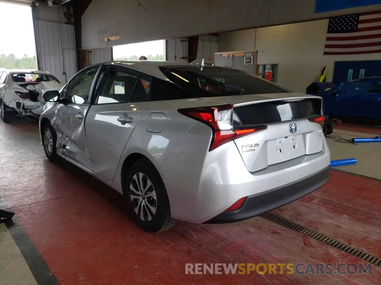 3 Photograph of a damaged car JTDL9RFU1L3015353 TOYOTA PRIUS 2020