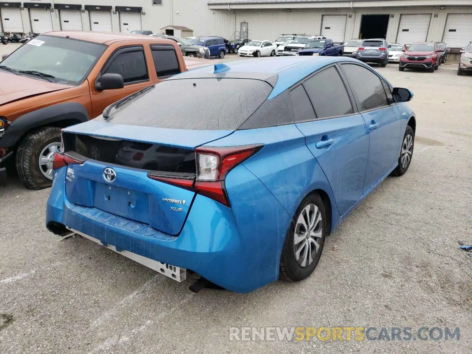 4 Photograph of a damaged car JTDL9RFU2L3014163 TOYOTA PRIUS 2020