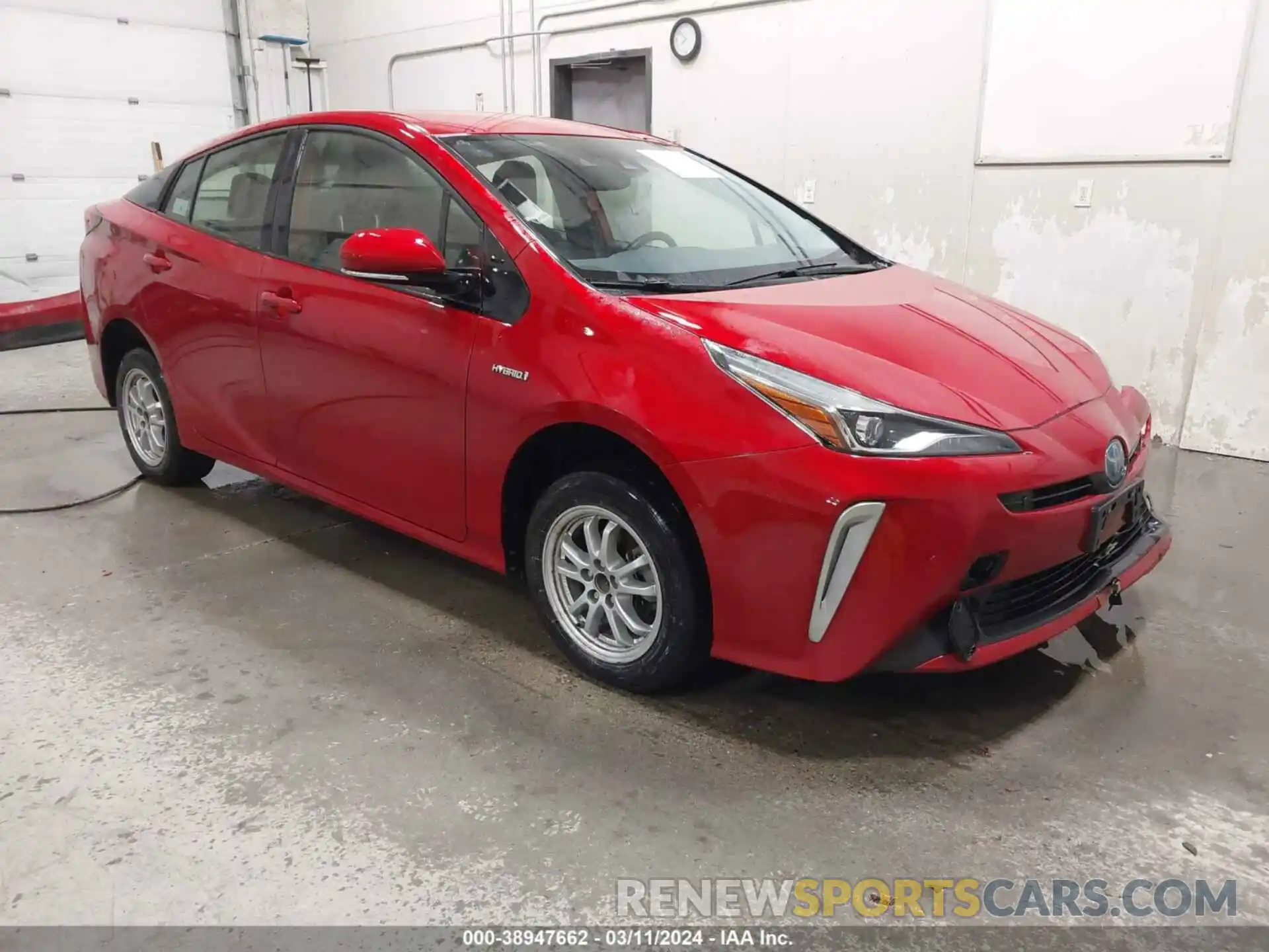 1 Photograph of a damaged car JTDL9RFU2L3020321 TOYOTA PRIUS 2020