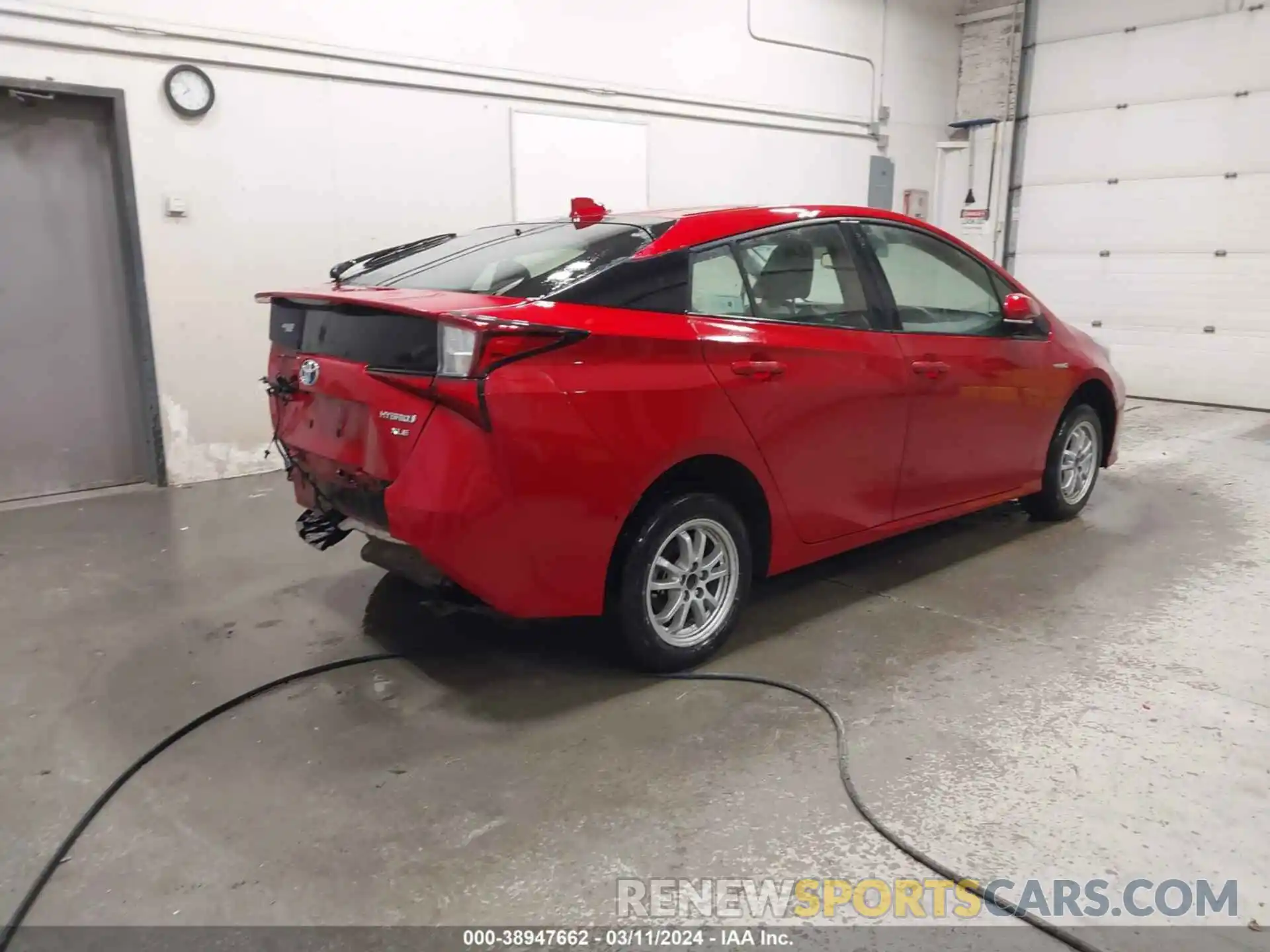 4 Photograph of a damaged car JTDL9RFU2L3020321 TOYOTA PRIUS 2020