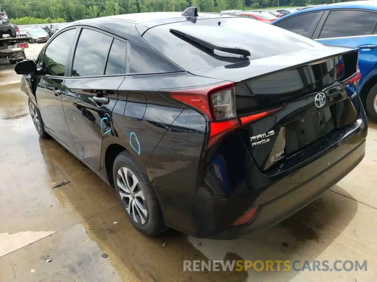 3 Photograph of a damaged car JTDL9RFU3L3013443 TOYOTA PRIUS 2020