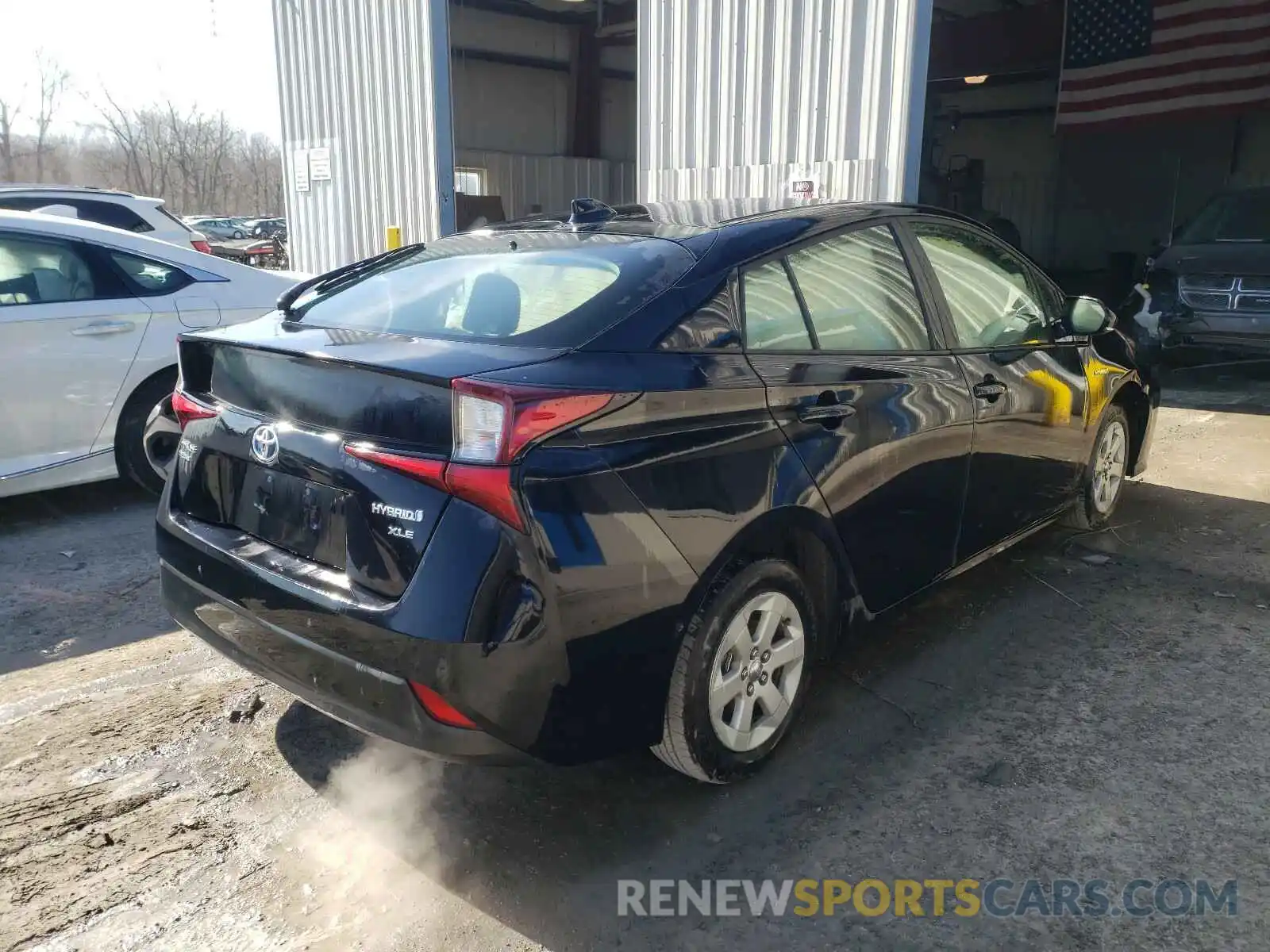 4 Photograph of a damaged car JTDL9RFU4L3018005 TOYOTA PRIUS 2020