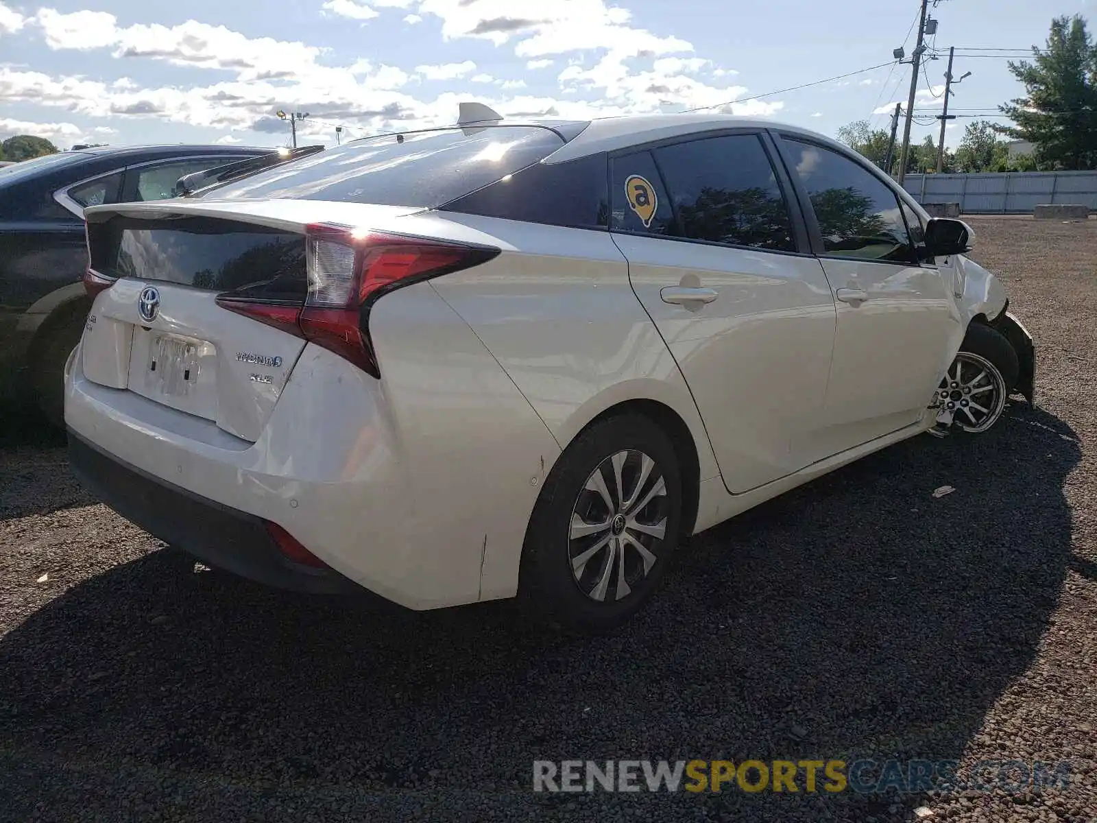 4 Photograph of a damaged car JTDL9RFU4L3019221 TOYOTA PRIUS 2020