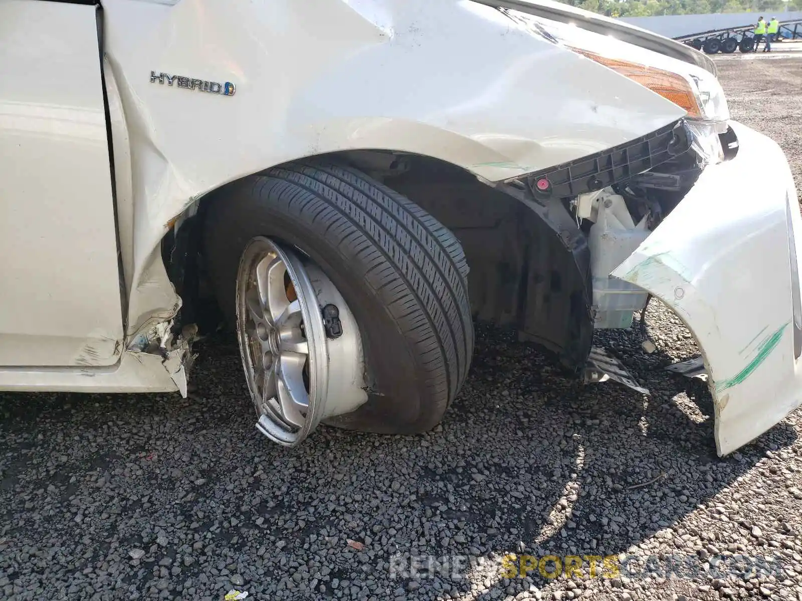 9 Photograph of a damaged car JTDL9RFU4L3019221 TOYOTA PRIUS 2020