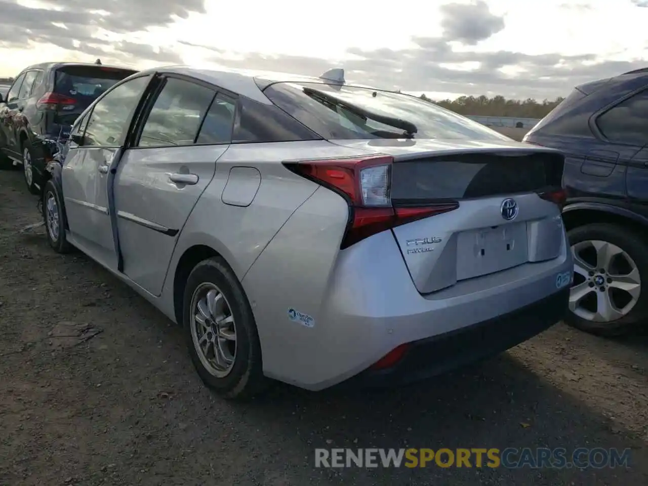 3 Photograph of a damaged car JTDL9RFU4L3021809 TOYOTA PRIUS 2020