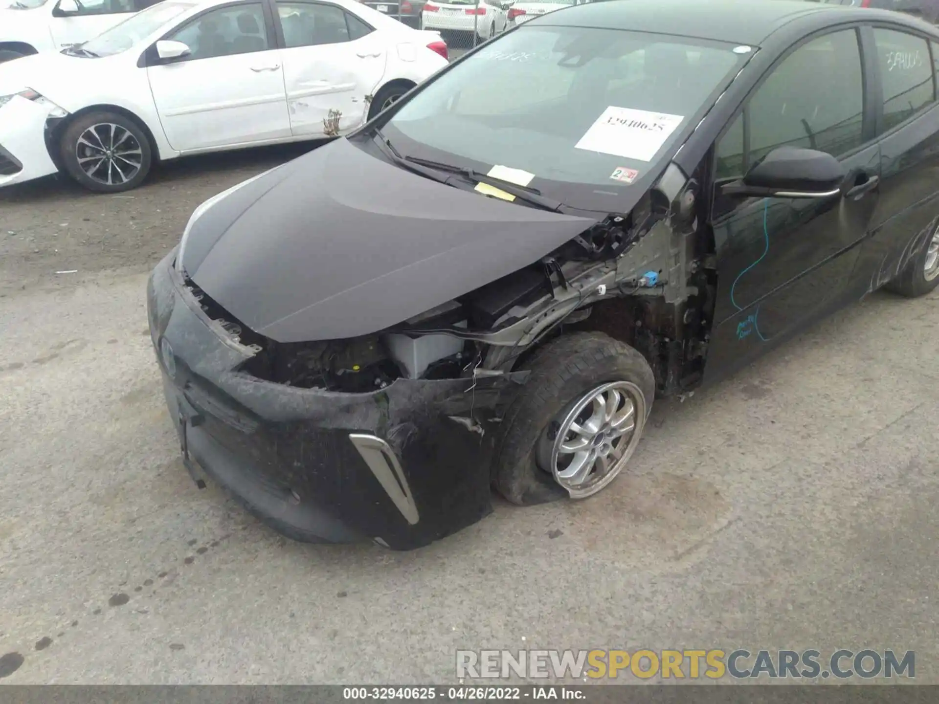 6 Photograph of a damaged car JTDL9RFU5L3015470 TOYOTA PRIUS 2020