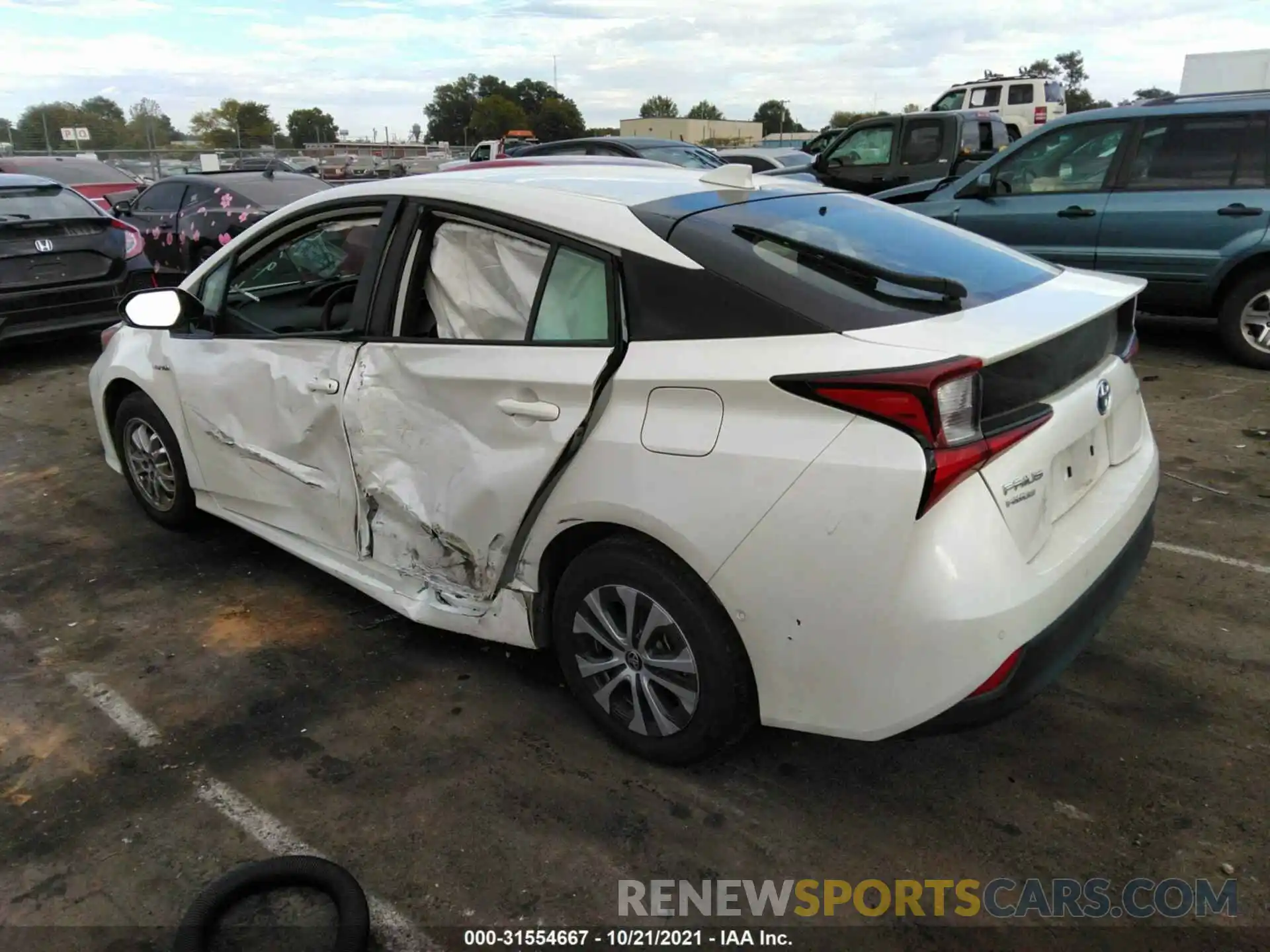 3 Photograph of a damaged car JTDL9RFU5L3017347 TOYOTA PRIUS 2020