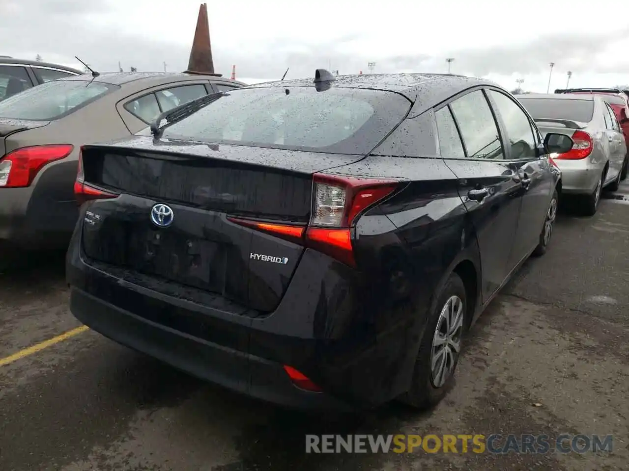 4 Photograph of a damaged car JTDL9RFU5L3019745 TOYOTA PRIUS 2020