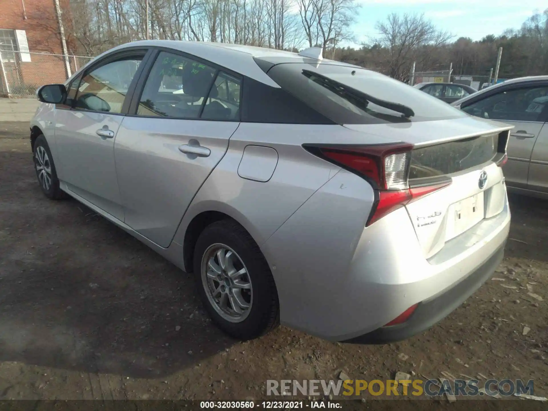 3 Photograph of a damaged car JTDL9RFU5L3022063 TOYOTA PRIUS 2020