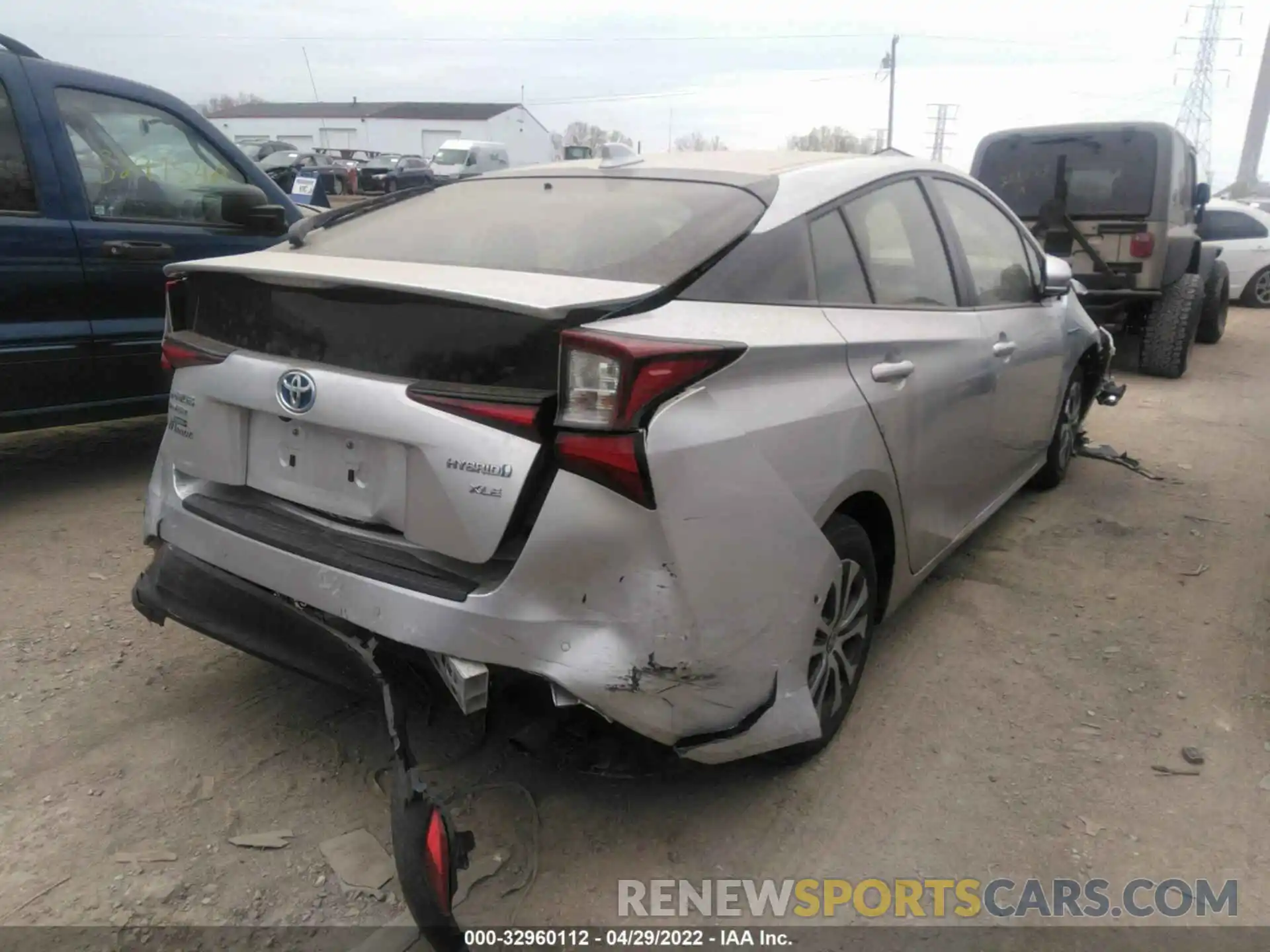 4 Photograph of a damaged car JTDL9RFU5L3022337 TOYOTA PRIUS 2020