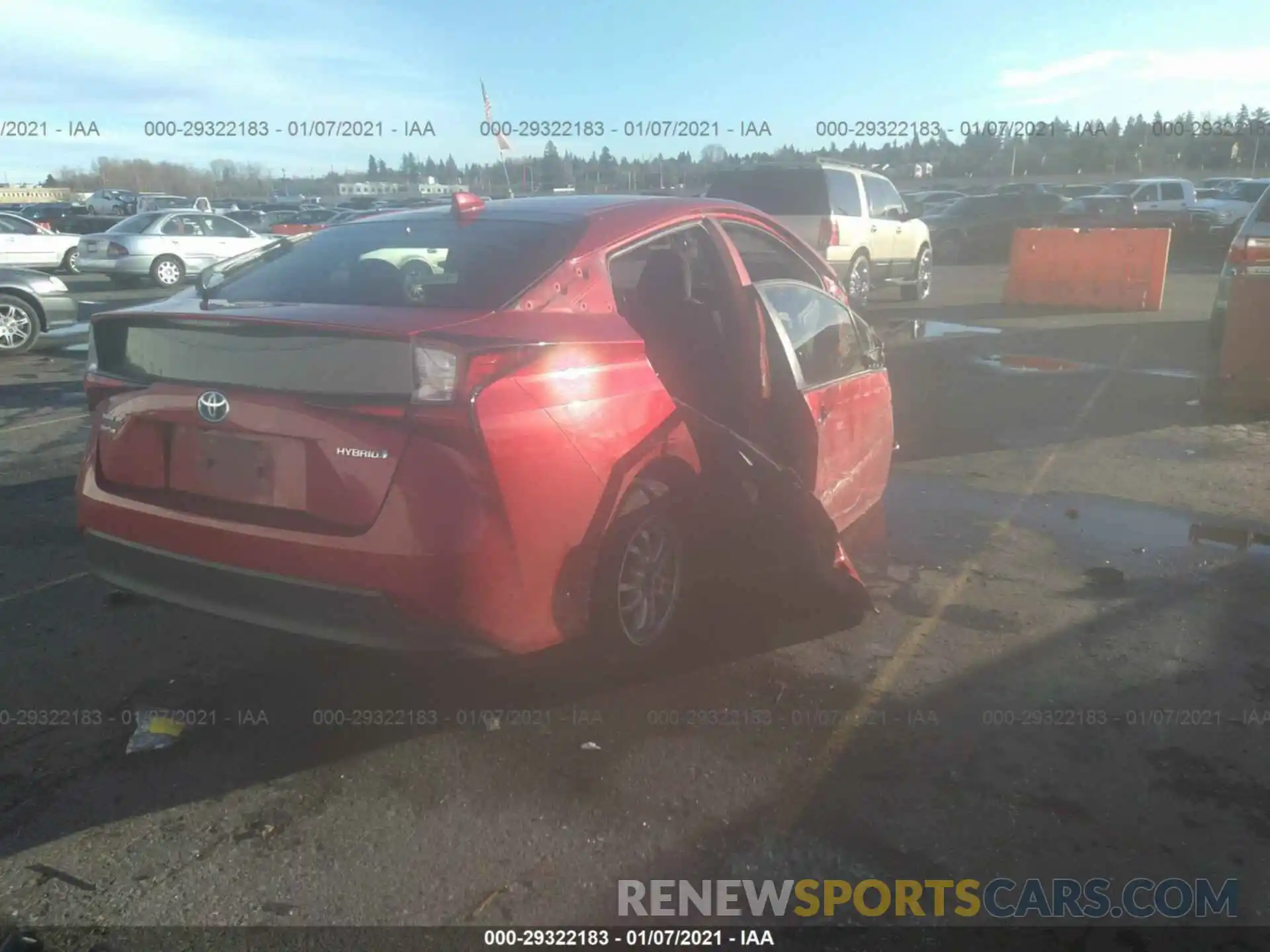 4 Photograph of a damaged car JTDL9RFU6L3013307 TOYOTA PRIUS 2020